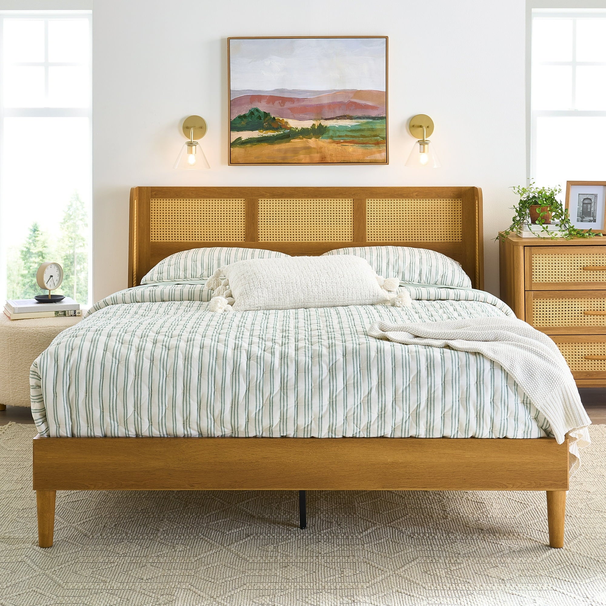 Better Homes & Gardens 440104 Springwood King Bed Light Honey Finish BX1