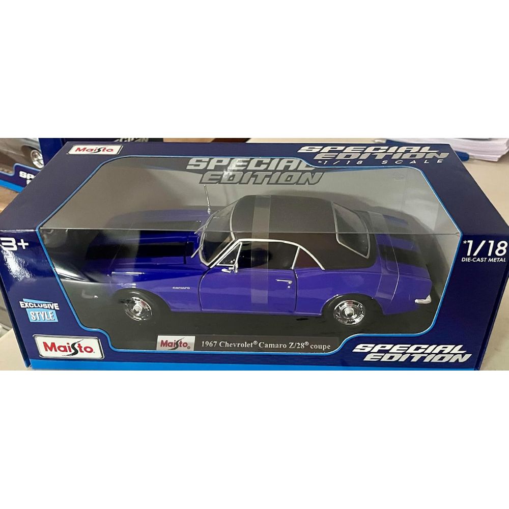 Maisto 1967 Chevrolet Camaro Z/28 Coupe Special Edition 1/18 Diecast Model Car (Purple/Black)