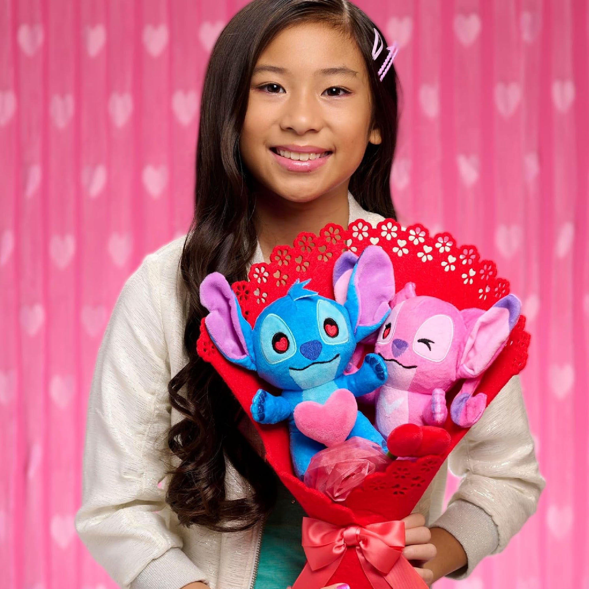 Just Play 34124 Disney Stitch Valentine 13.5-inch Medium Plush Bouquet, 4 Stuffed Animals Included, Kids Toys for Ages 3 Up