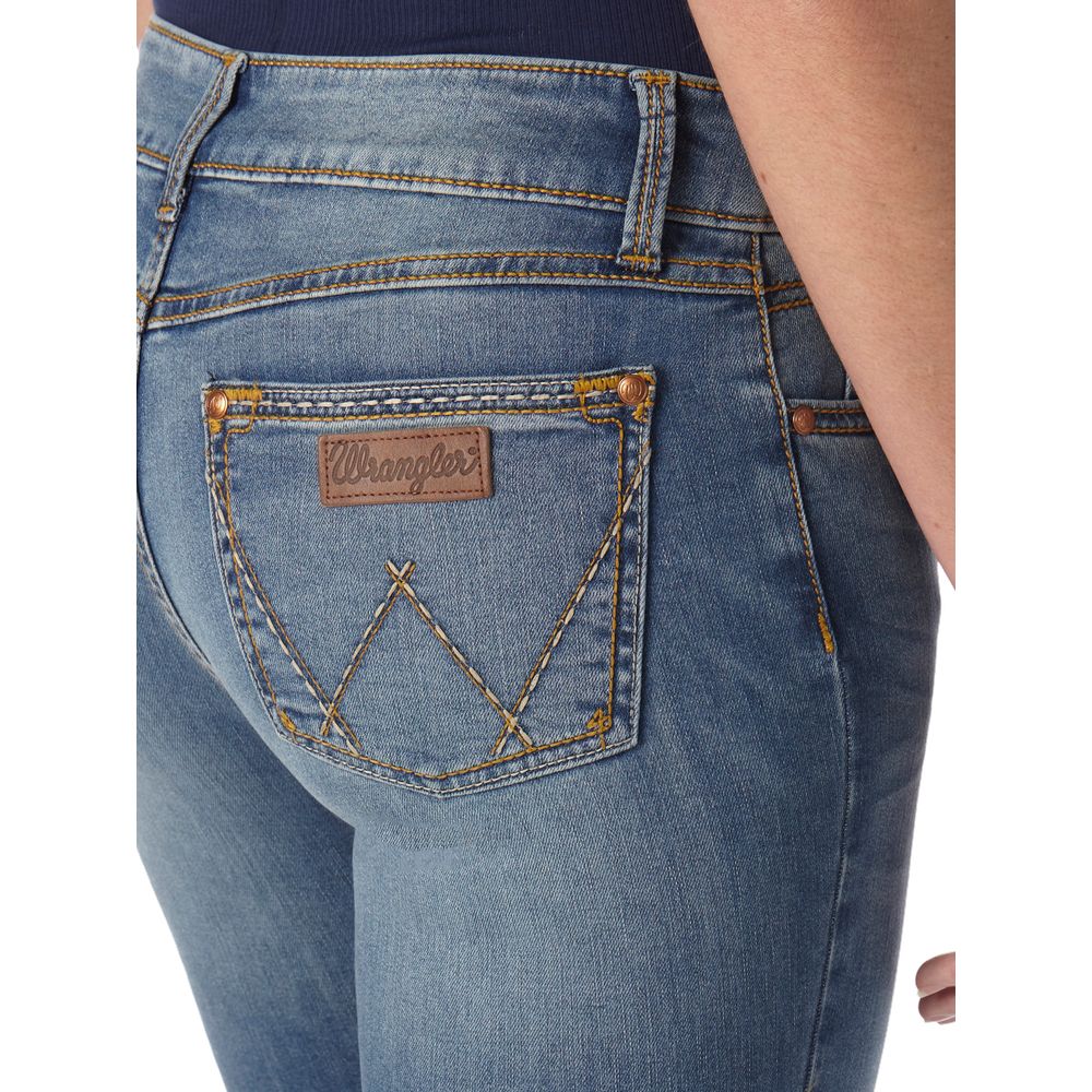 Wrangler Retro Mae Jeans for Ladies - KM Wash - 13x34