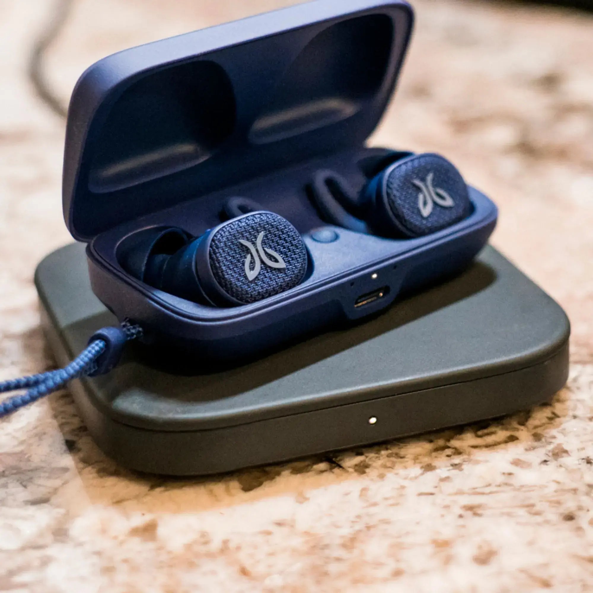 Jaybird 985-000930 Vista 2 True Wireless Noise Cancelling In-Ear Headphones - Midnight Blue