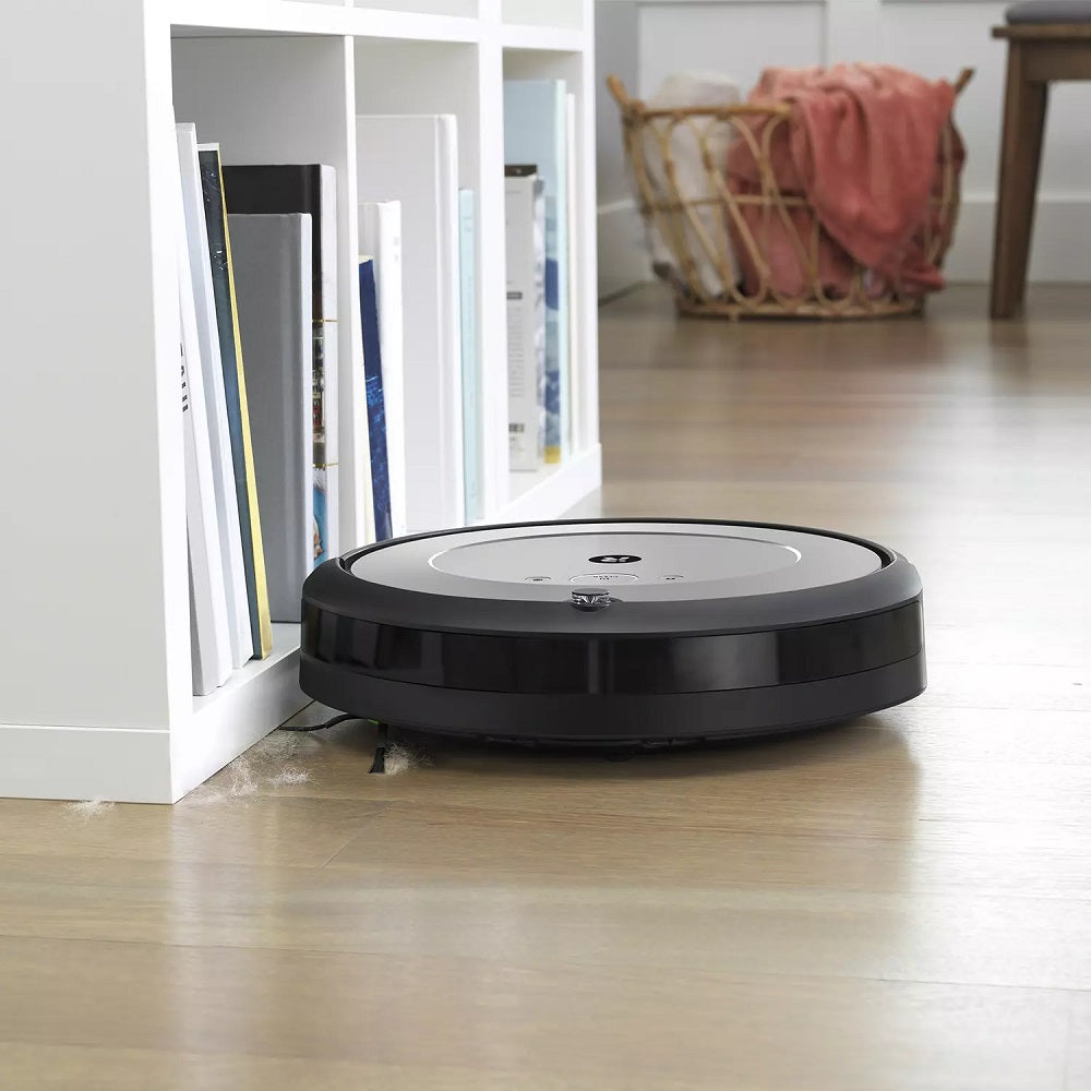 iRobot Roomba i115420 Wi-Fi Connected Robot Vacuum