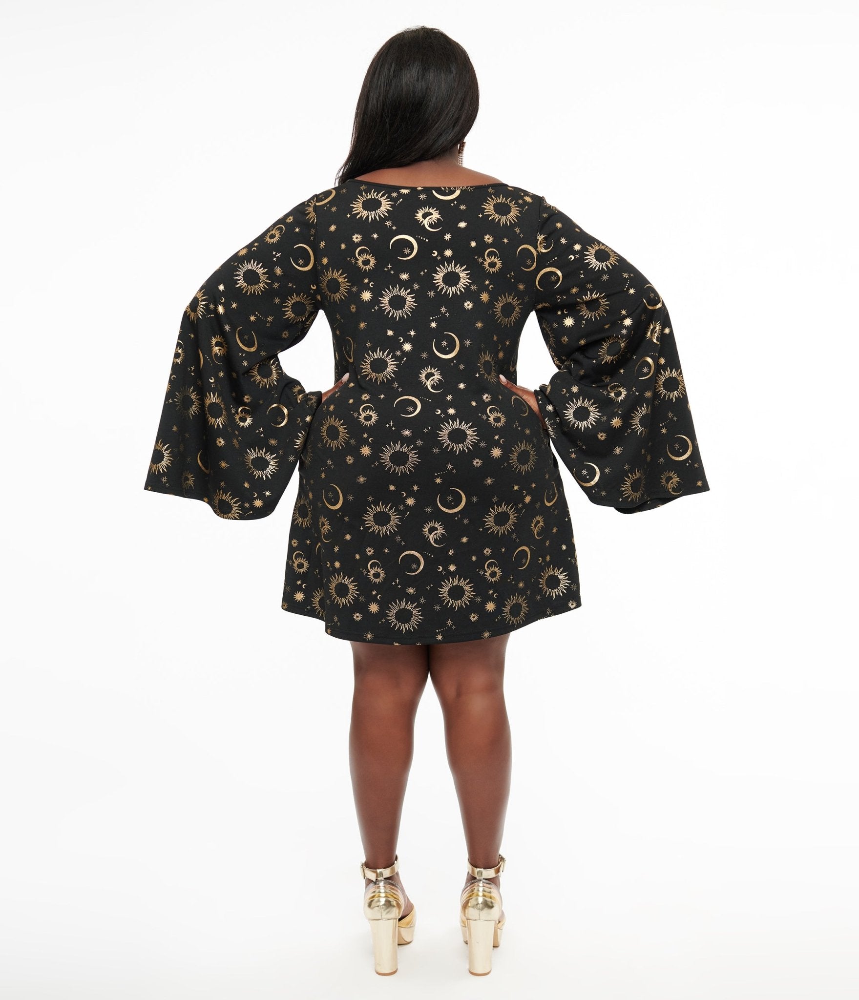 Smak Parlour 1960s Plus Size Black & Gold Celestial Print Mini Dress