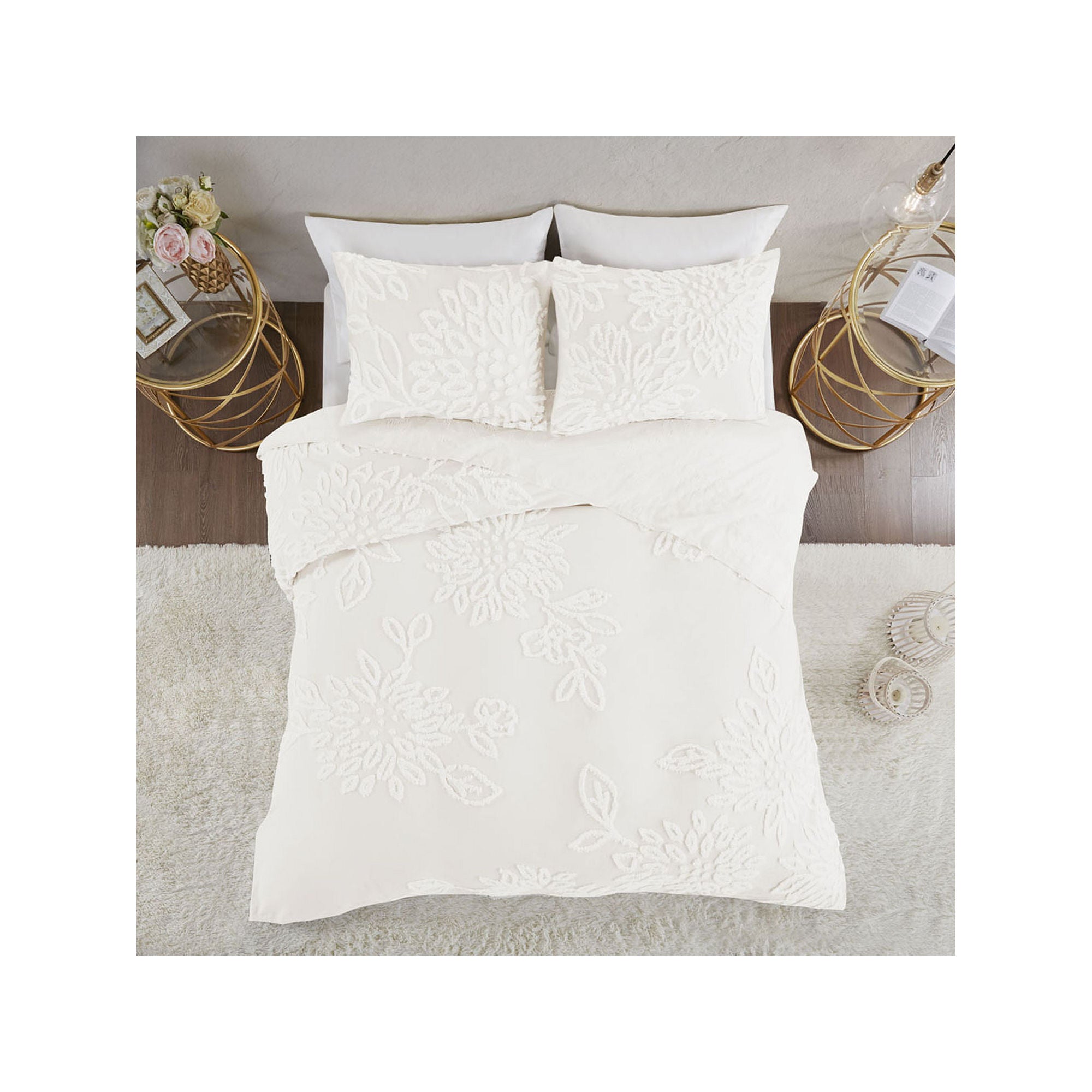 Madison Park PANSY CVT SET - White Pansy 3 Piece Tufted Cotton Chenille Floral Coverlet Set White - Full-Queen