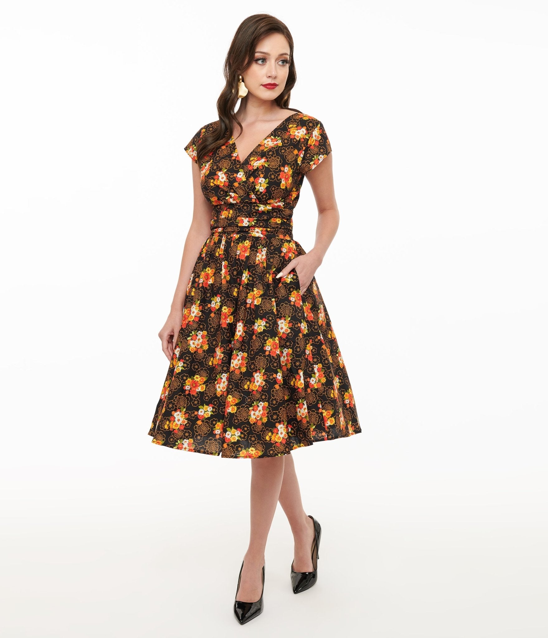 Retrolicious 1950s Brown Floral Cotton Greta Swing Dress