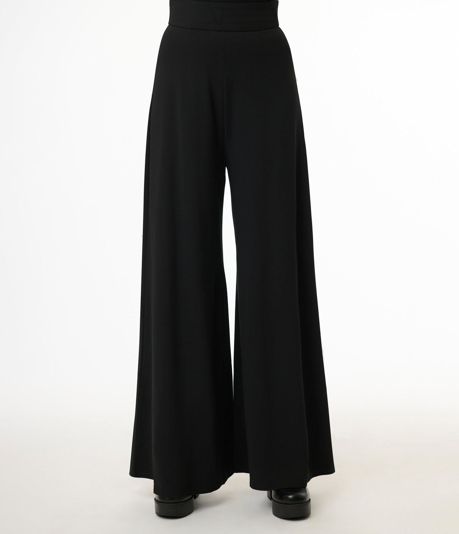 Elle Rebel Black Mystic Night Palazzo Pants