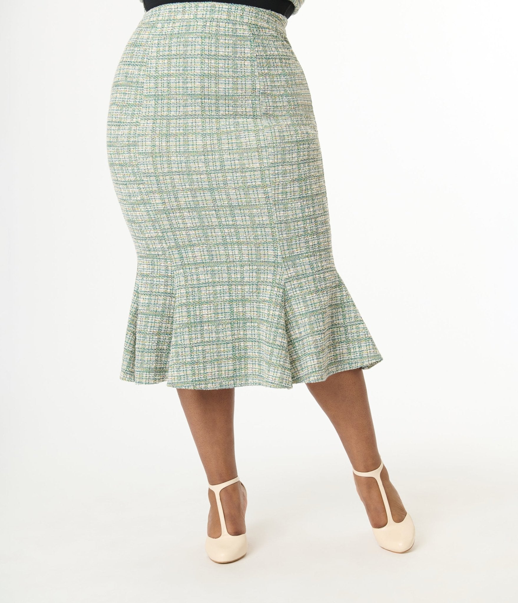 Unique Vintage Plus Size 1940s Green Plaid Boucle Trumpet Skirt