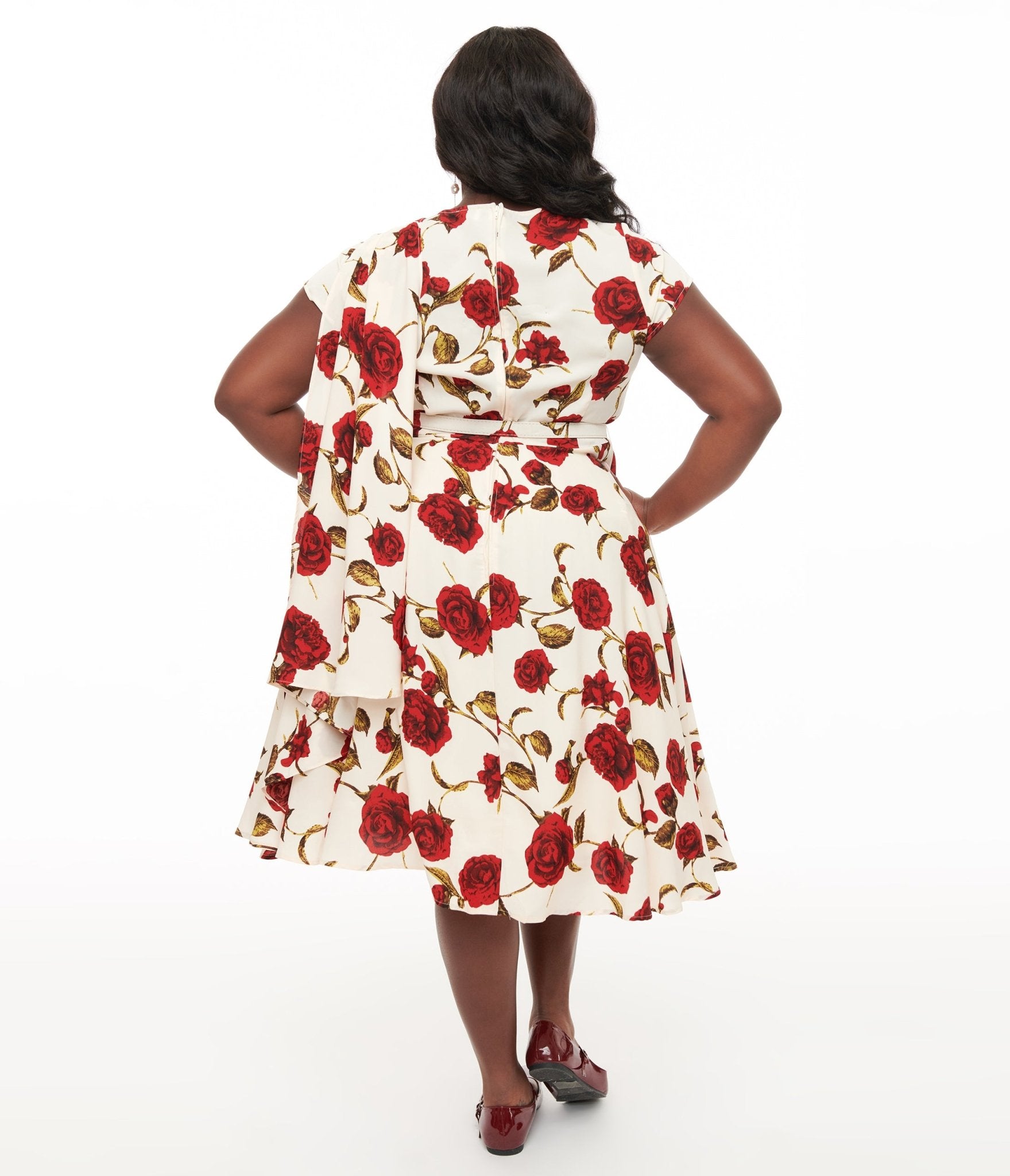 Unique Vintage Plus Size 1940s Cream & Red Rose Print Sash Swing Dress