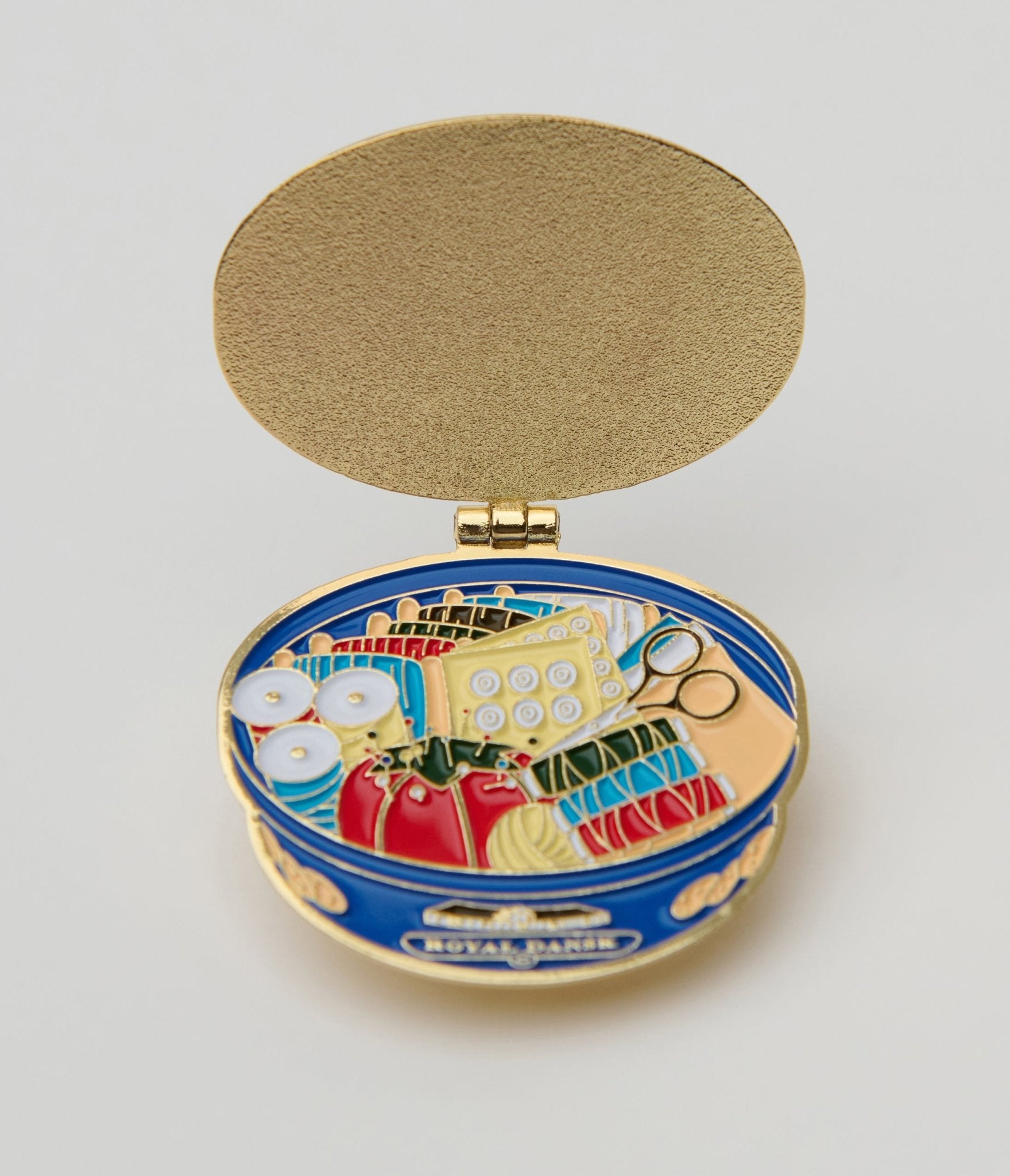 Grandma's Sewing Kit Pin