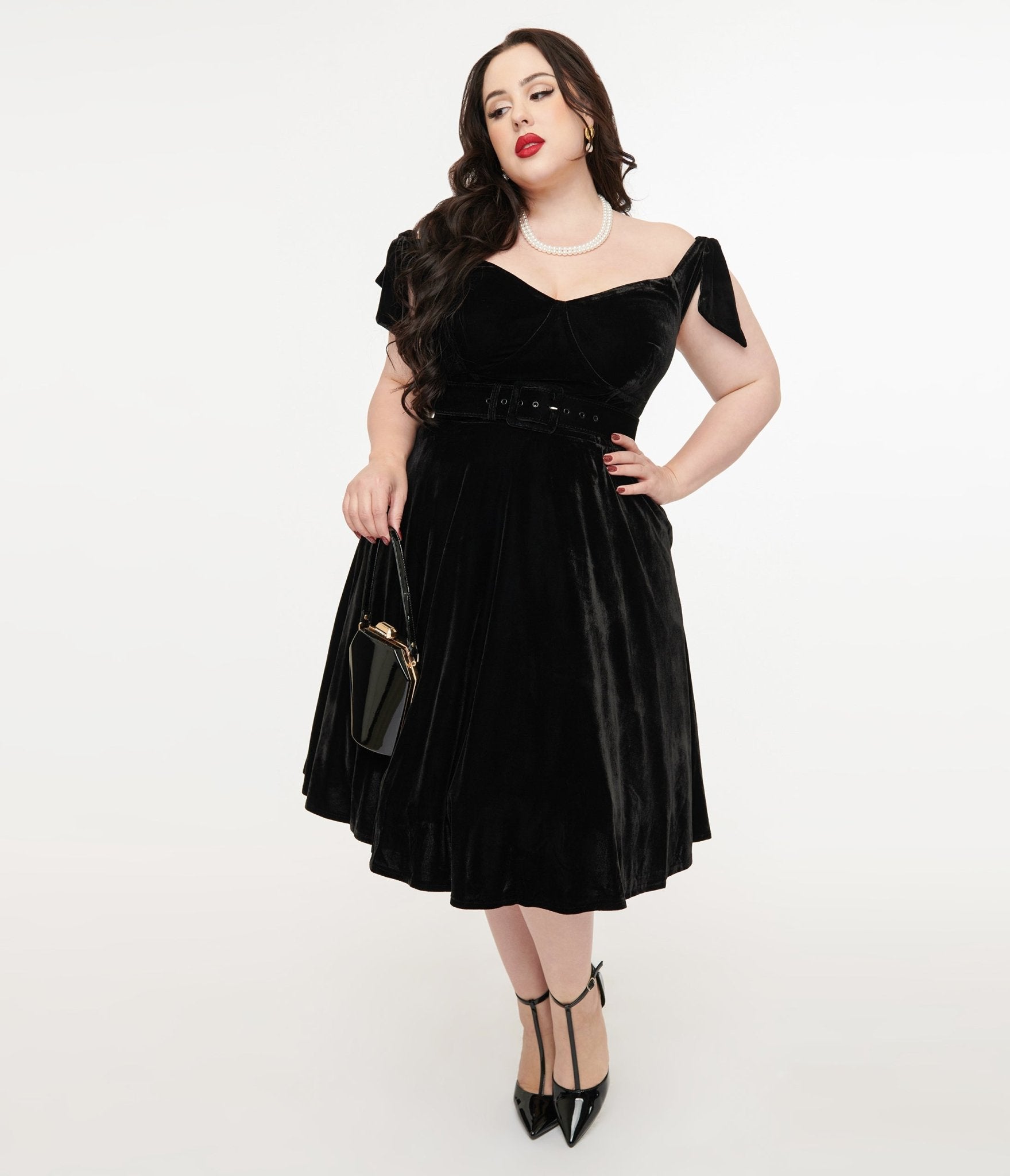 Unique Vintage Plus Size 1960s Black Velvet Prairie Swing Dress