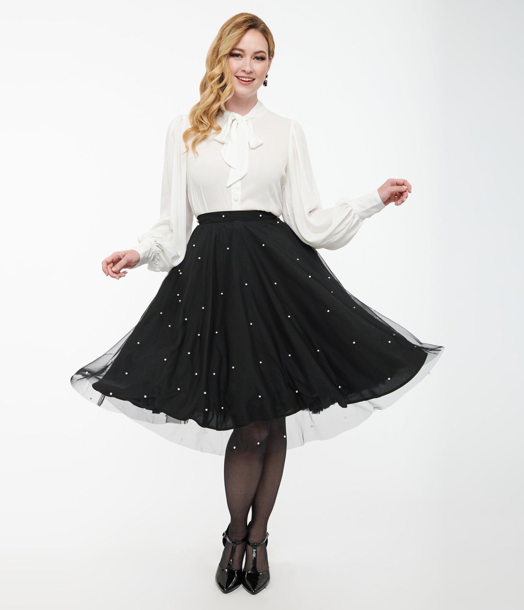 Magnolia Place Black & Faux Pearl Sally Swing Skirt