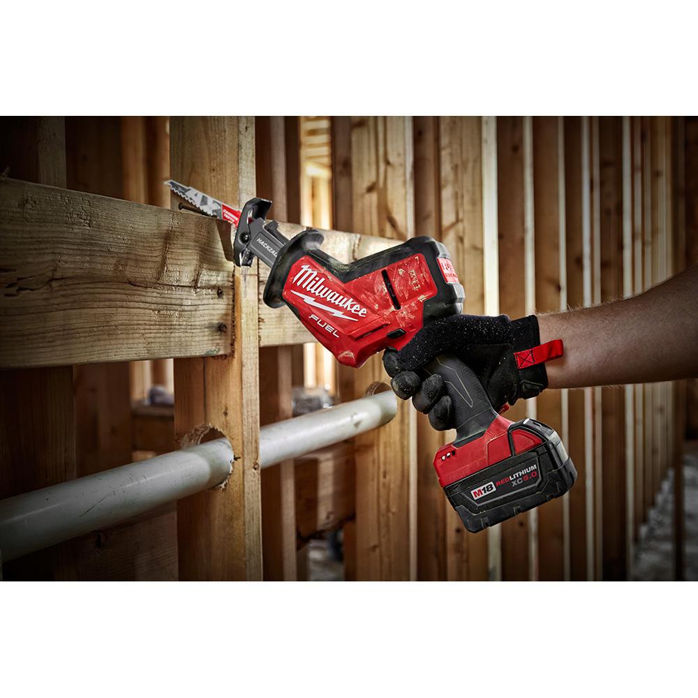 Milwaukee 2719-21 M18 Fuek Lithium-Ion Brushless Cordless Reciprocating Saw Kit