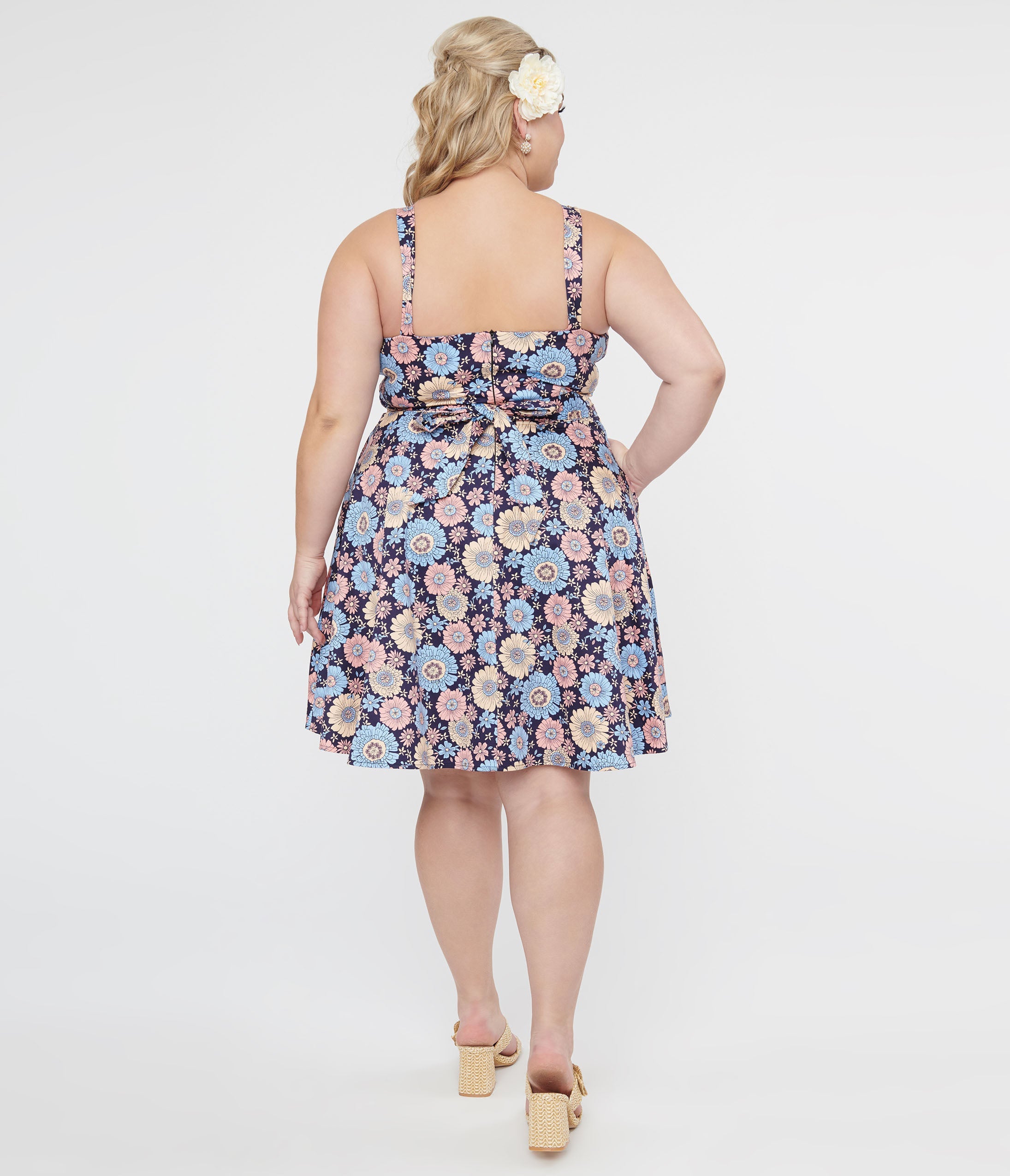 Plus Size 1950s Navy & Multicolor Daisy Print Cotton Flare Dress