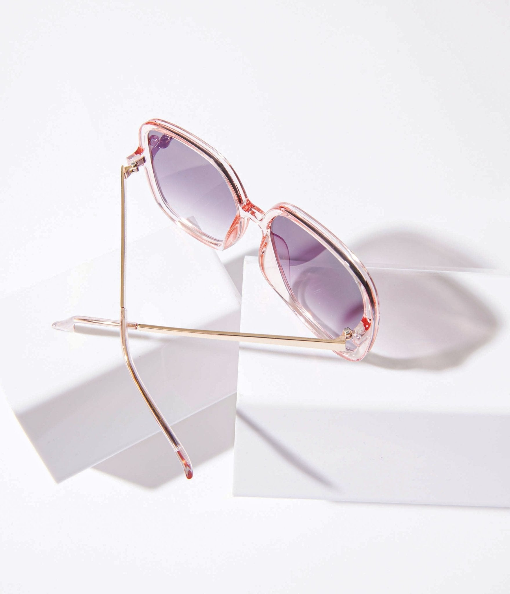 1970s Retro Light Pink Square Sunglasses