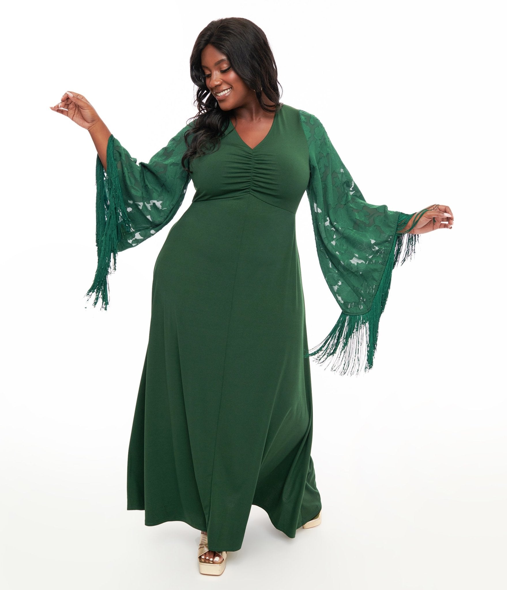 Smak Parlour Plus Size 1970s Green Fringe Sleeve Maxi Dress