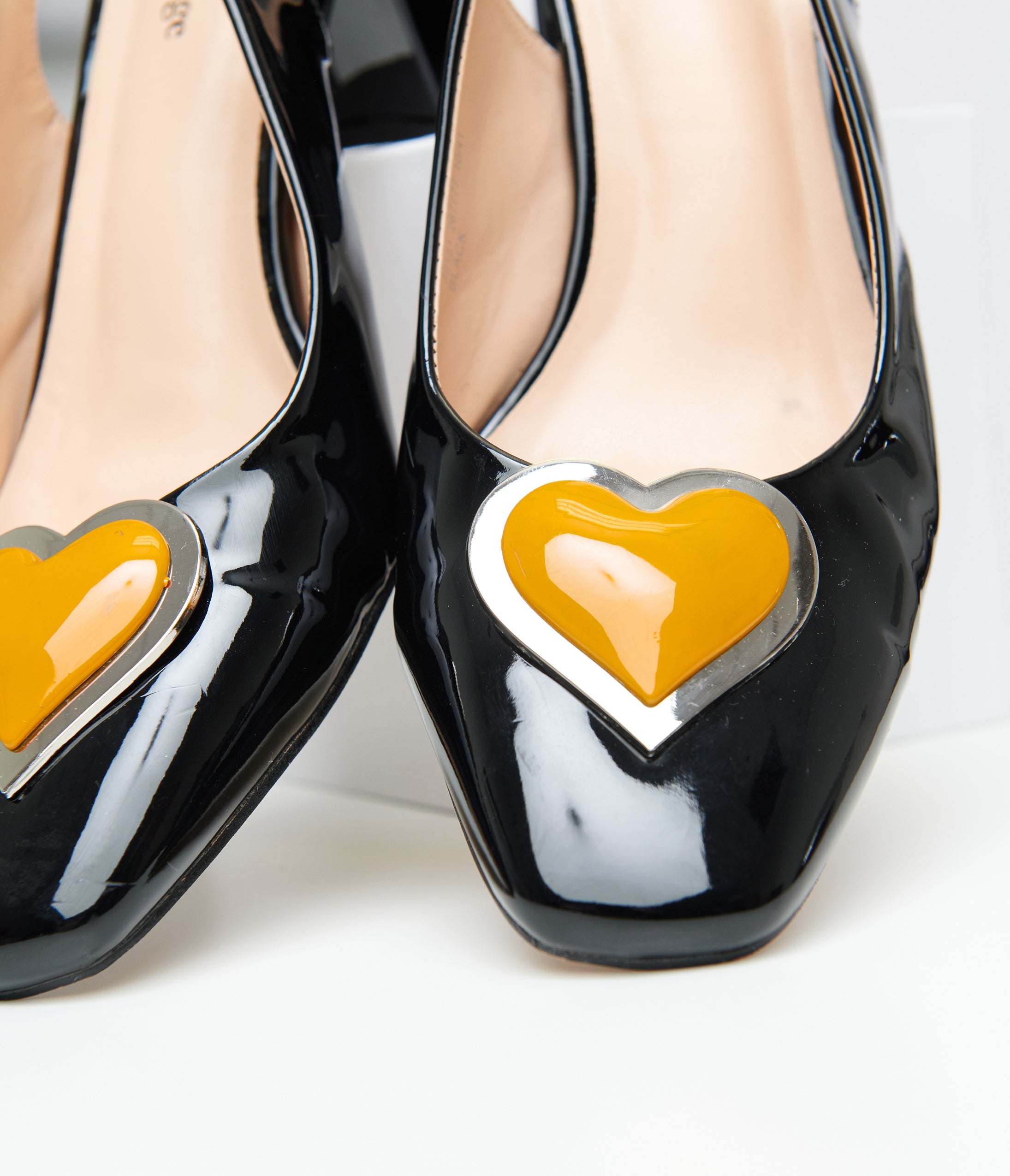 Unique Vintage Black & Orange Heart Leatherette Slingback Heels