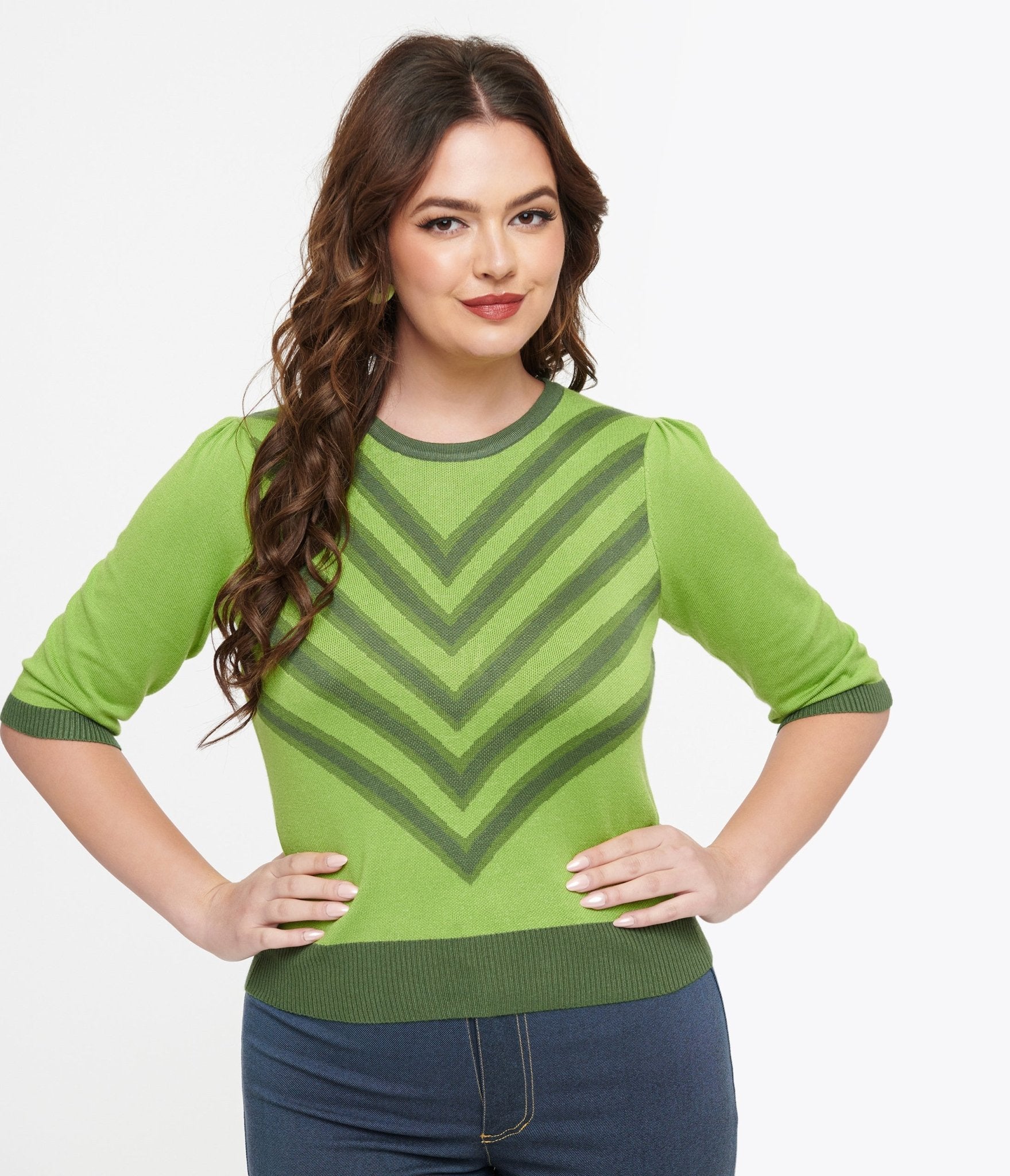 Voodoo Vixen 1960s Bright Green V Pattern Knit Top