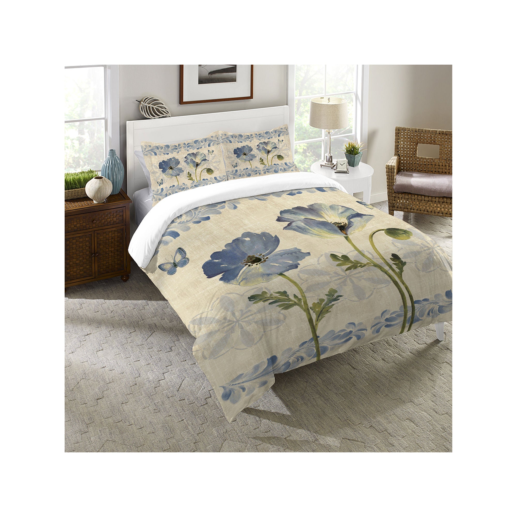 Laural Home Indigo Color Poppies Midweight Comforter Beige - King