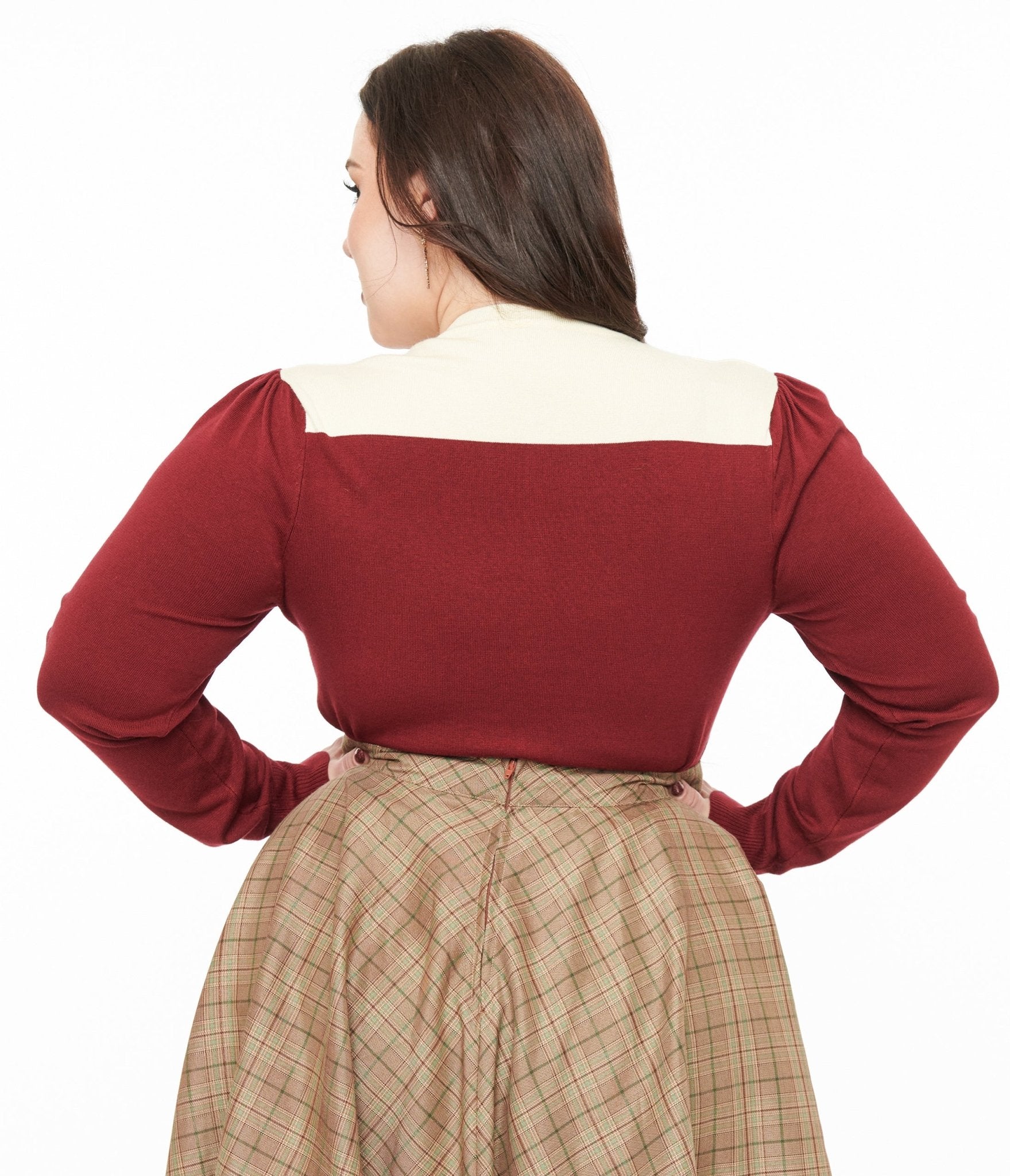 Smak Parlour Plus Size 1960s Burgundy & Ivory Mistletoe Cardigan