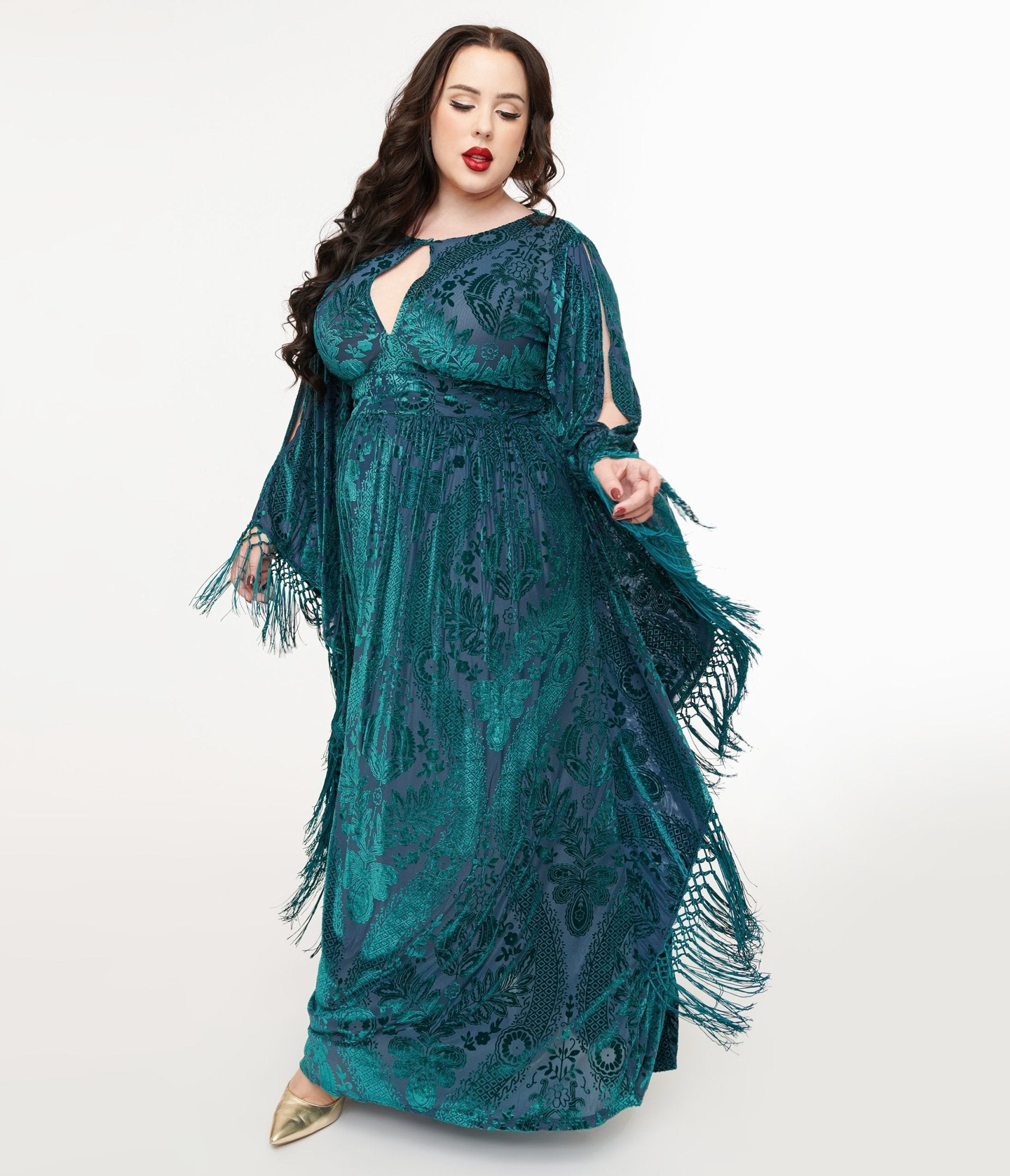 Unique Vintage Plus Size Emerald Floral Fringe Flutter Sleeve Caftan