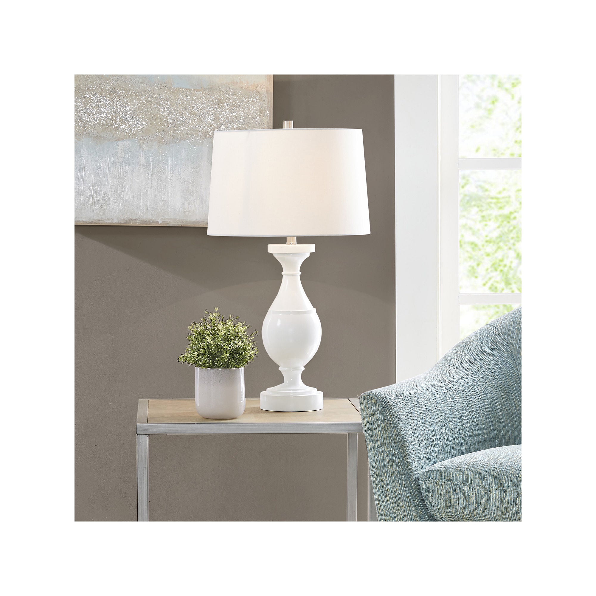 Hampton Hill Blythe Resin Table Lamp - WHITE ONE SIZE