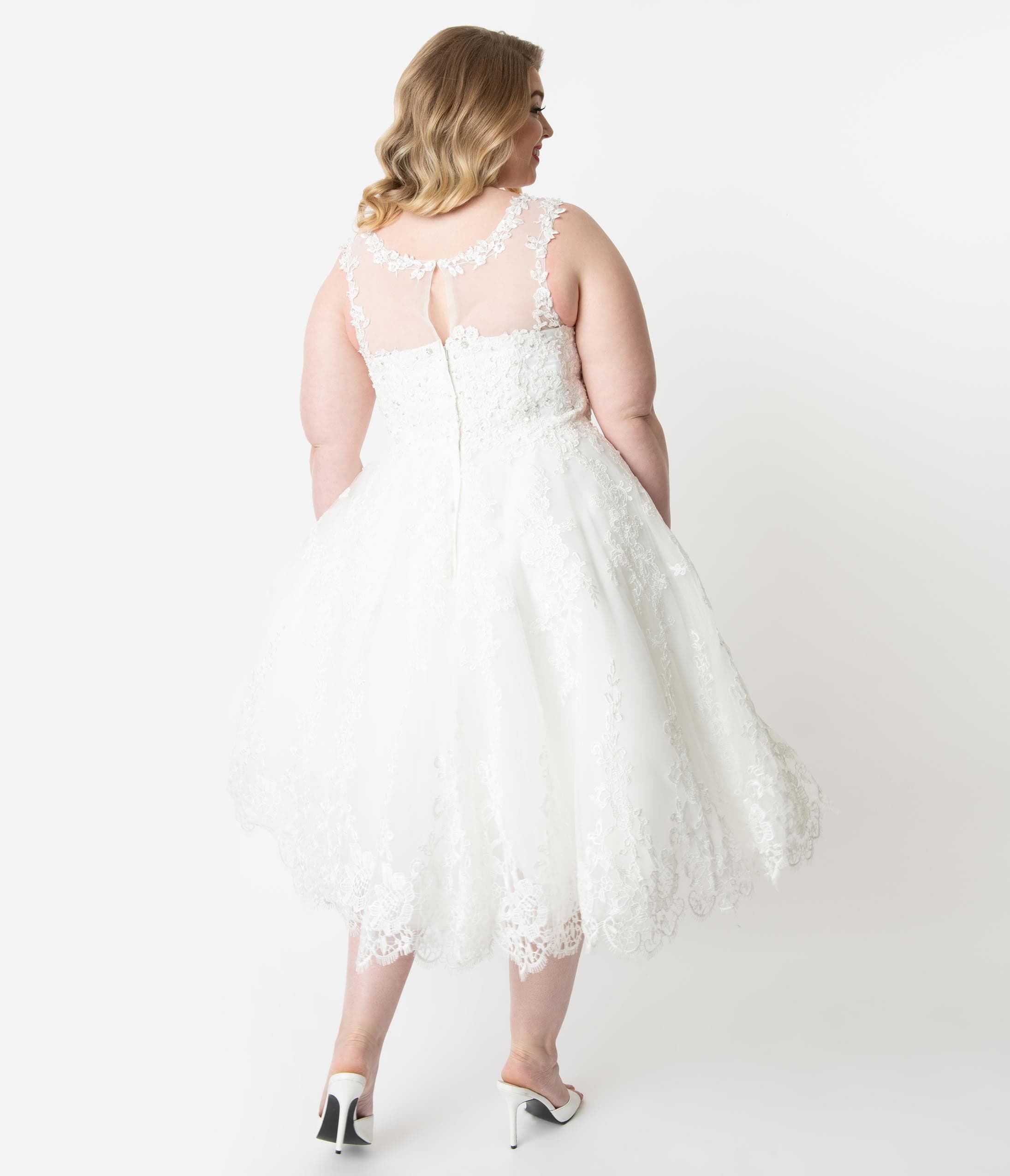 Unique Vintage Plus Size Ivory Lace & Tulle Riviera Bridal Dress