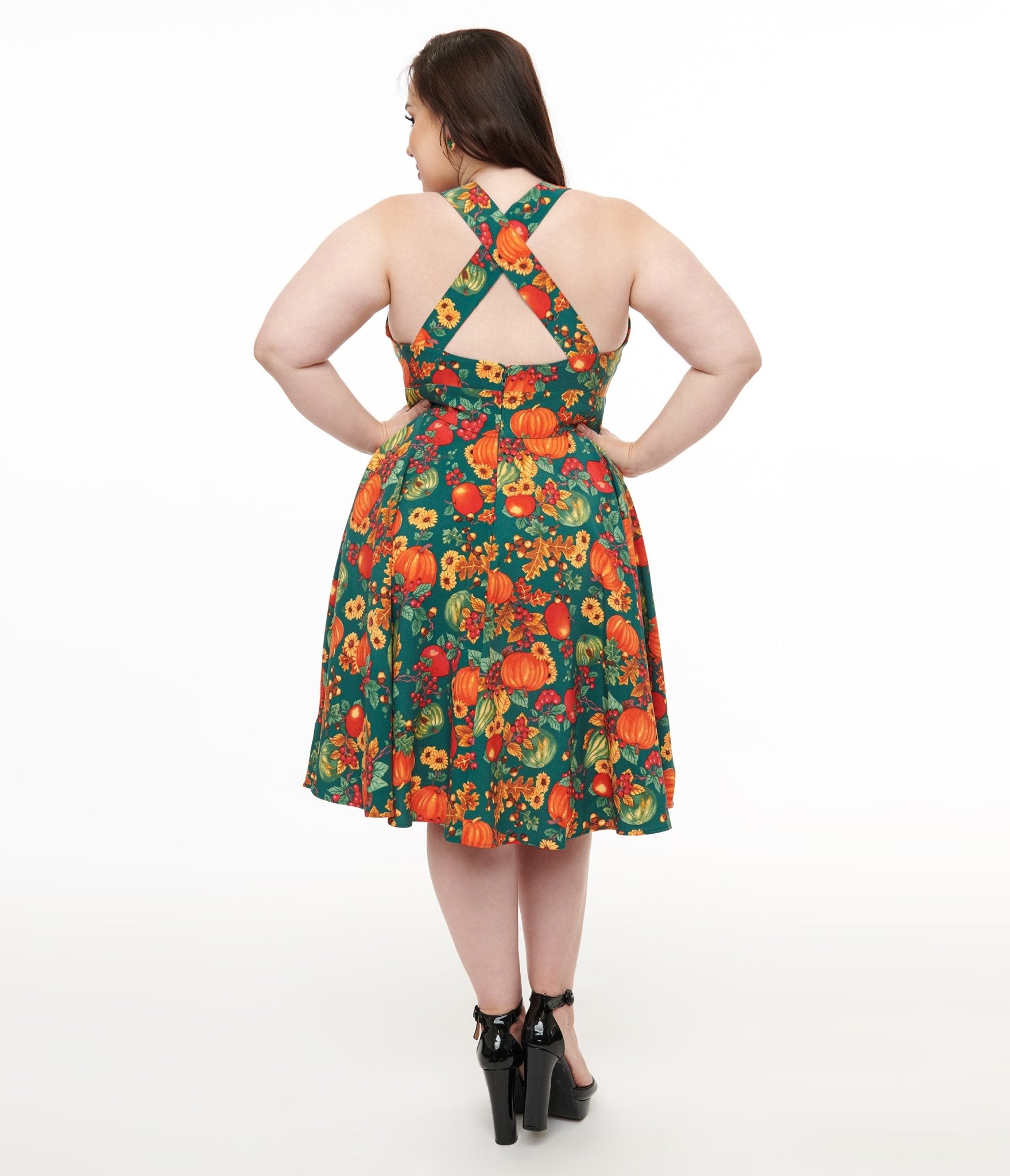 Hell Bunny Plus Size 1950s Green & Orange Leaf Pinafore Swing Dress