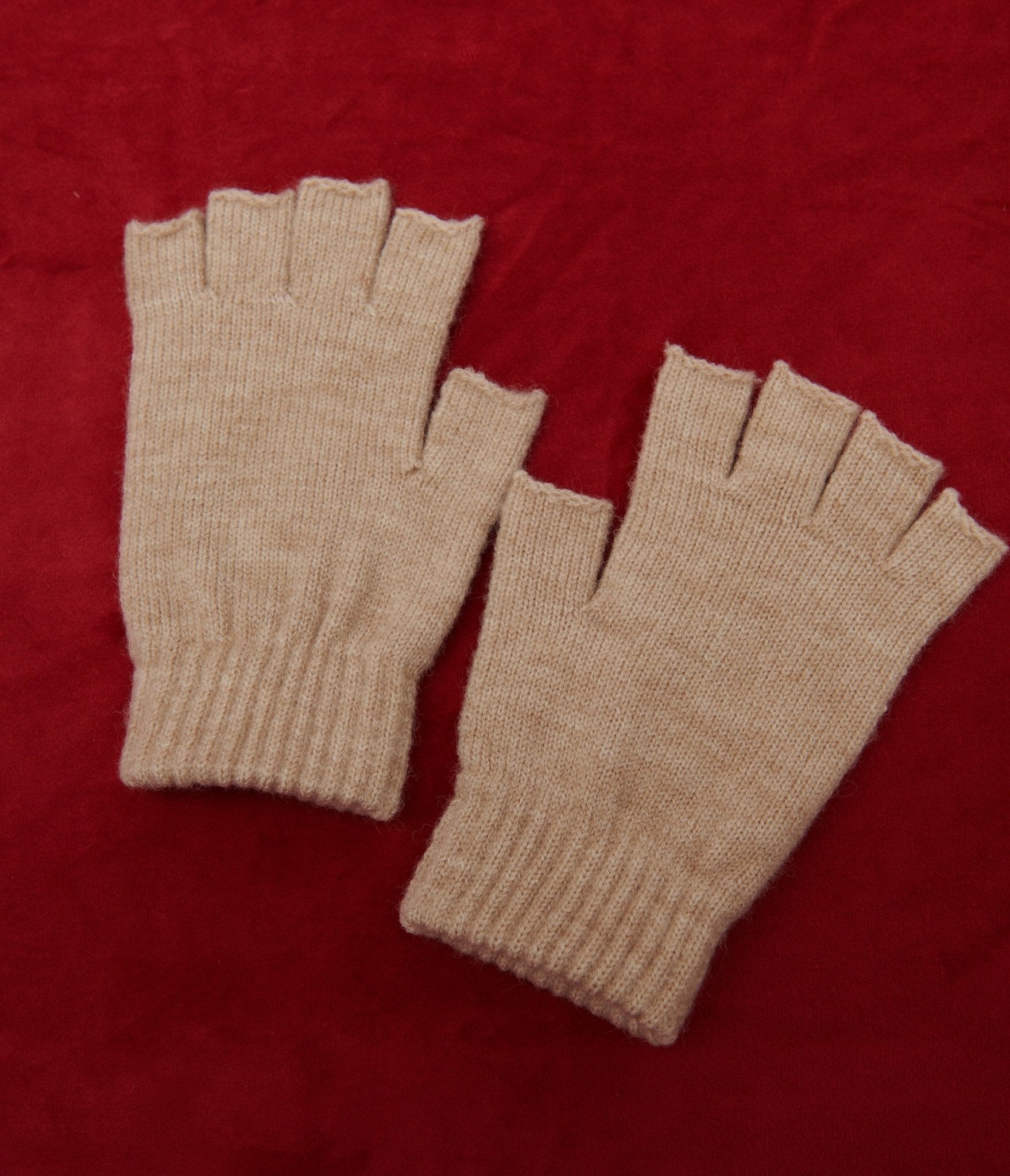 Banned Cream Snow Season Fingerless Gloves