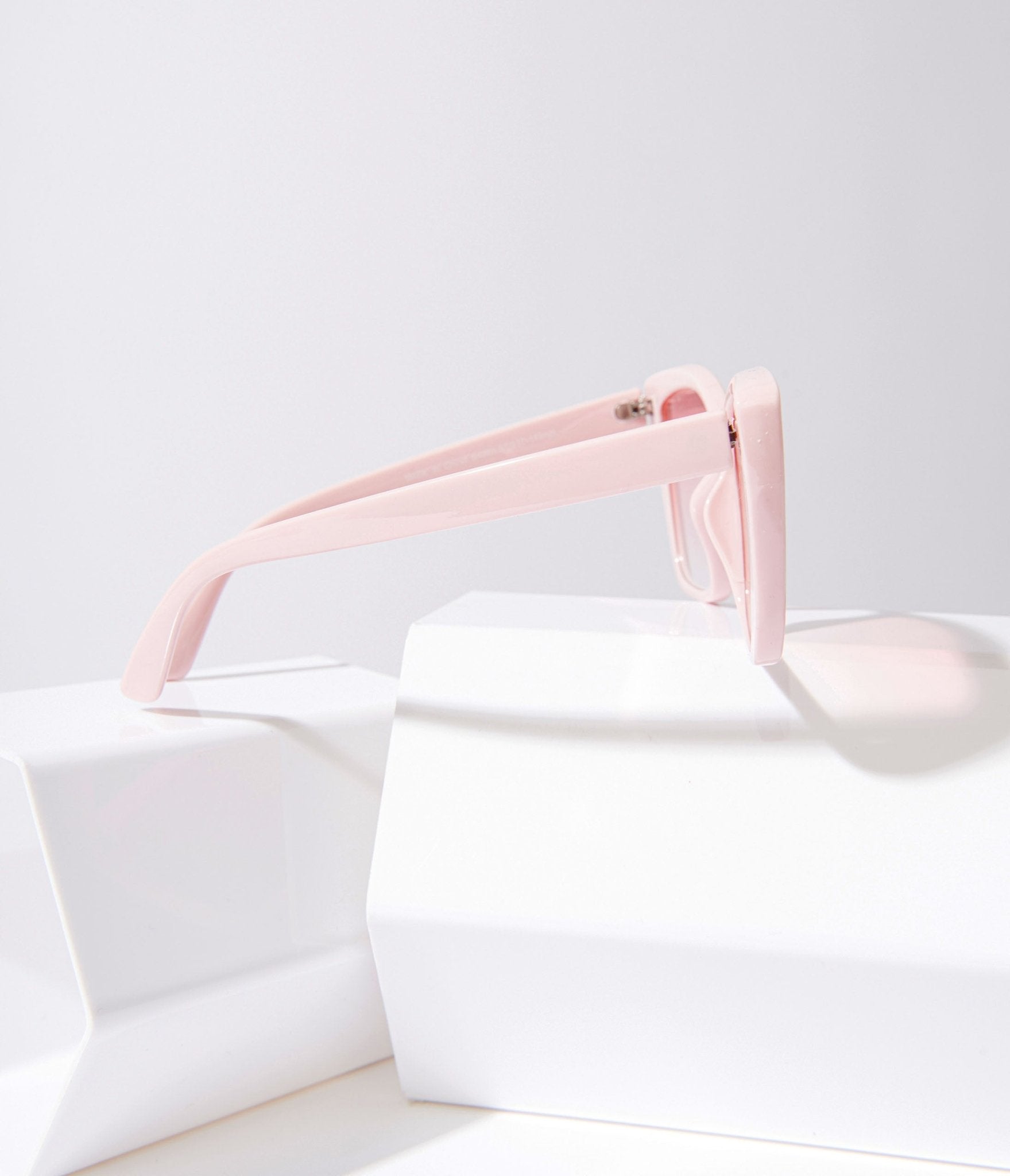 1970s Light Pink Square Cat Eye Oversized Sunglasses