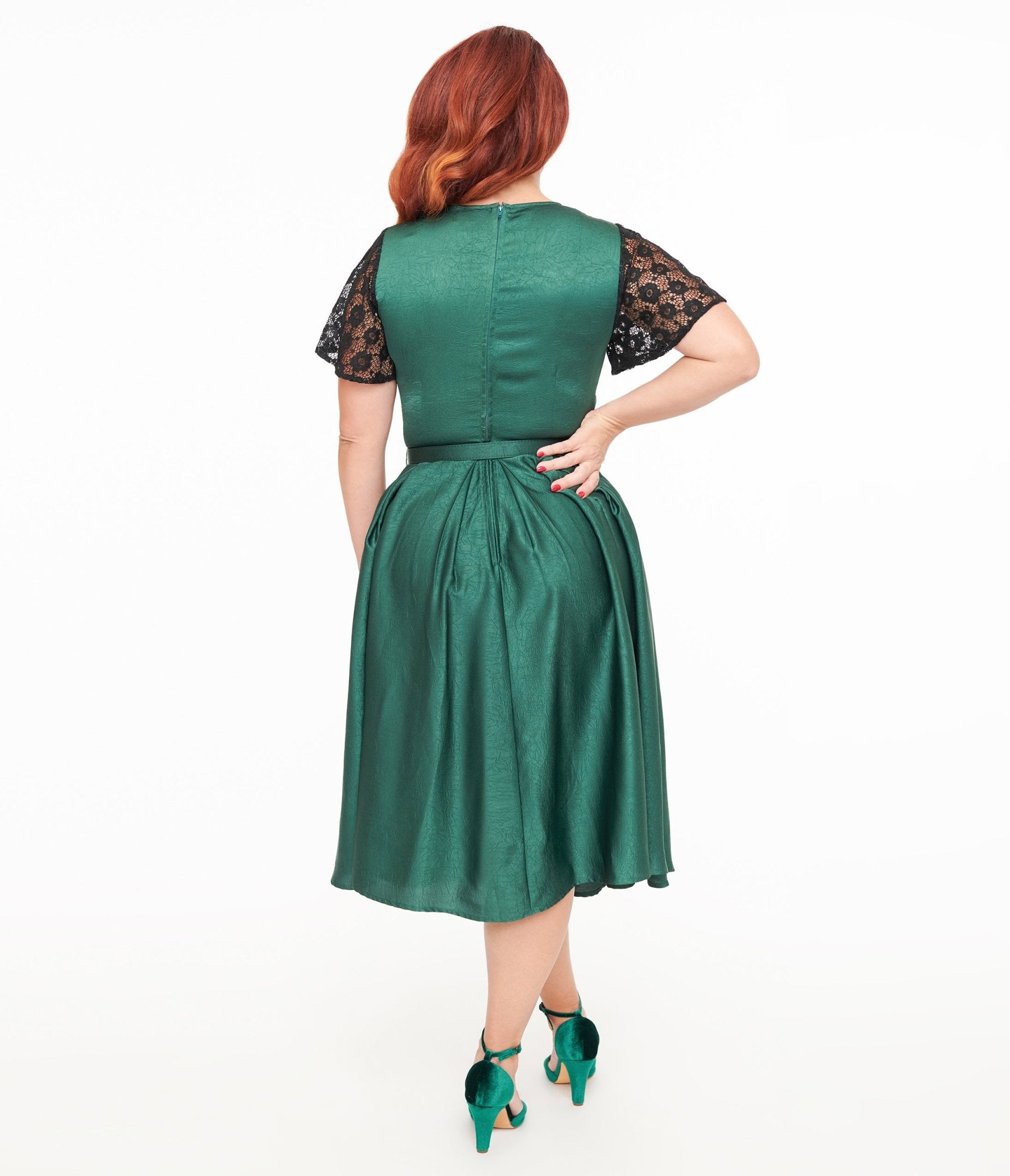 Unique Vintage 1940s Emerald Green & Black Lace Swing Dress