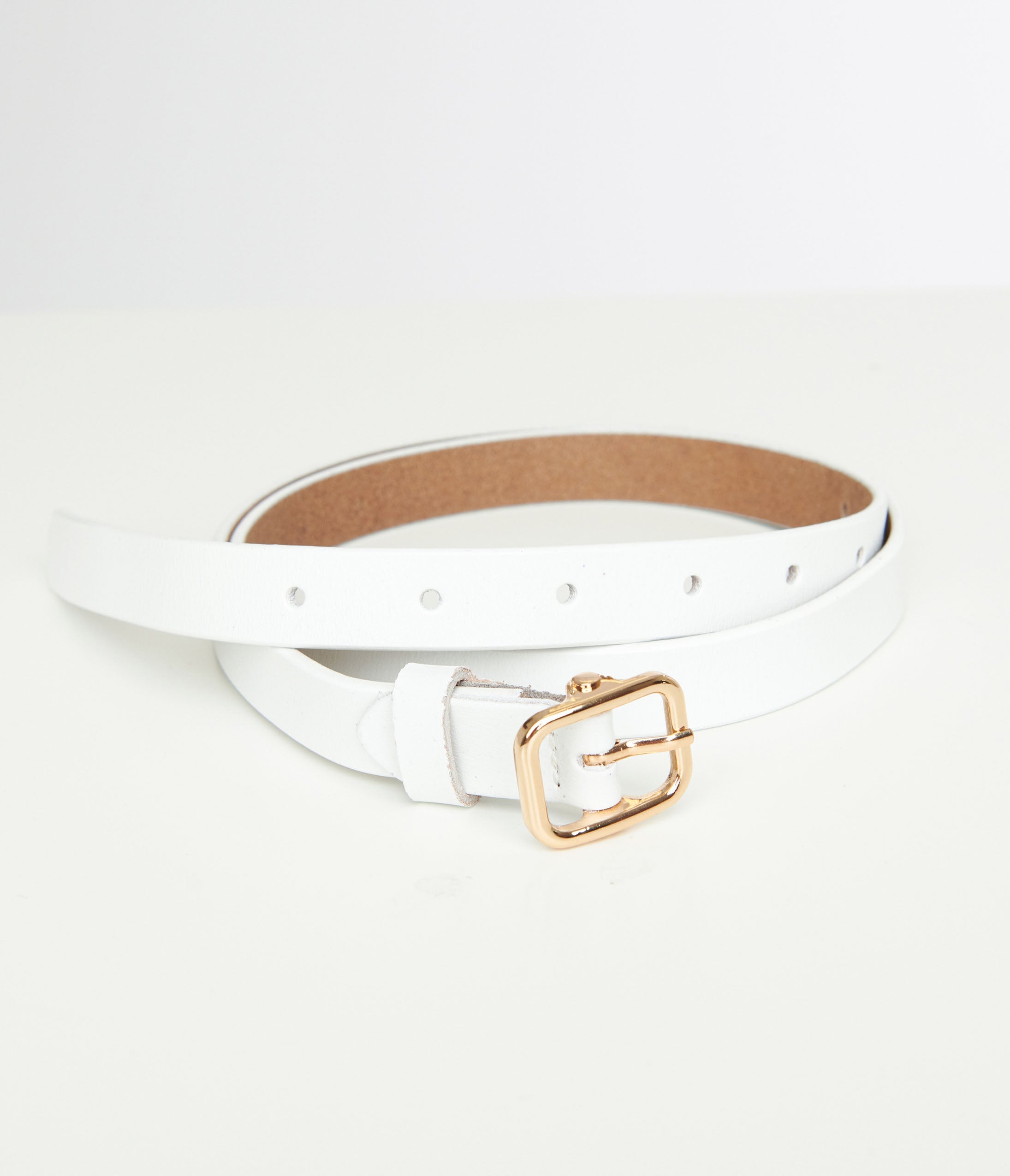 White Skinny Leatherette Belt