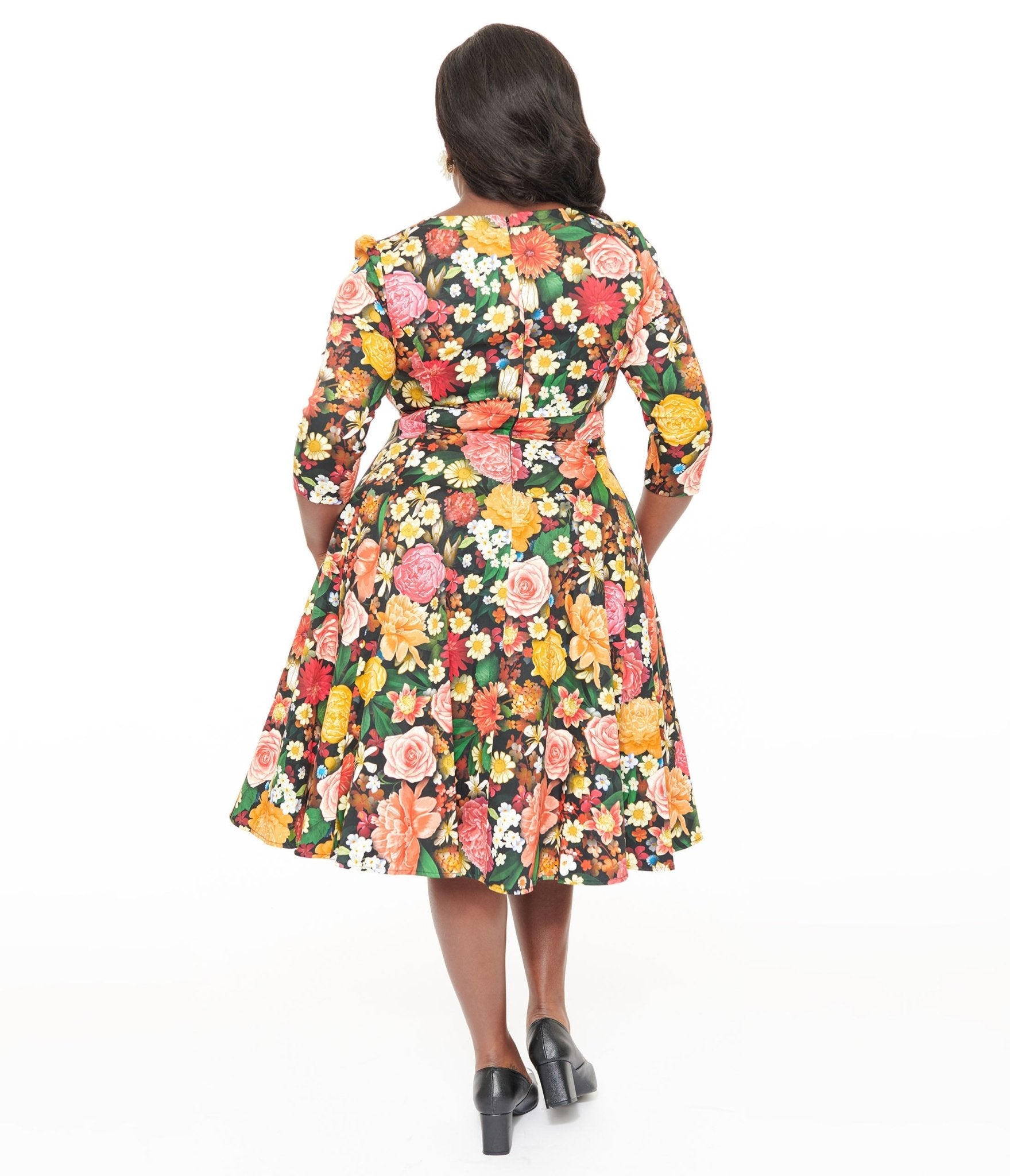 Hearts & Roses Plus Size Black Floral Cassidy Swing Dress