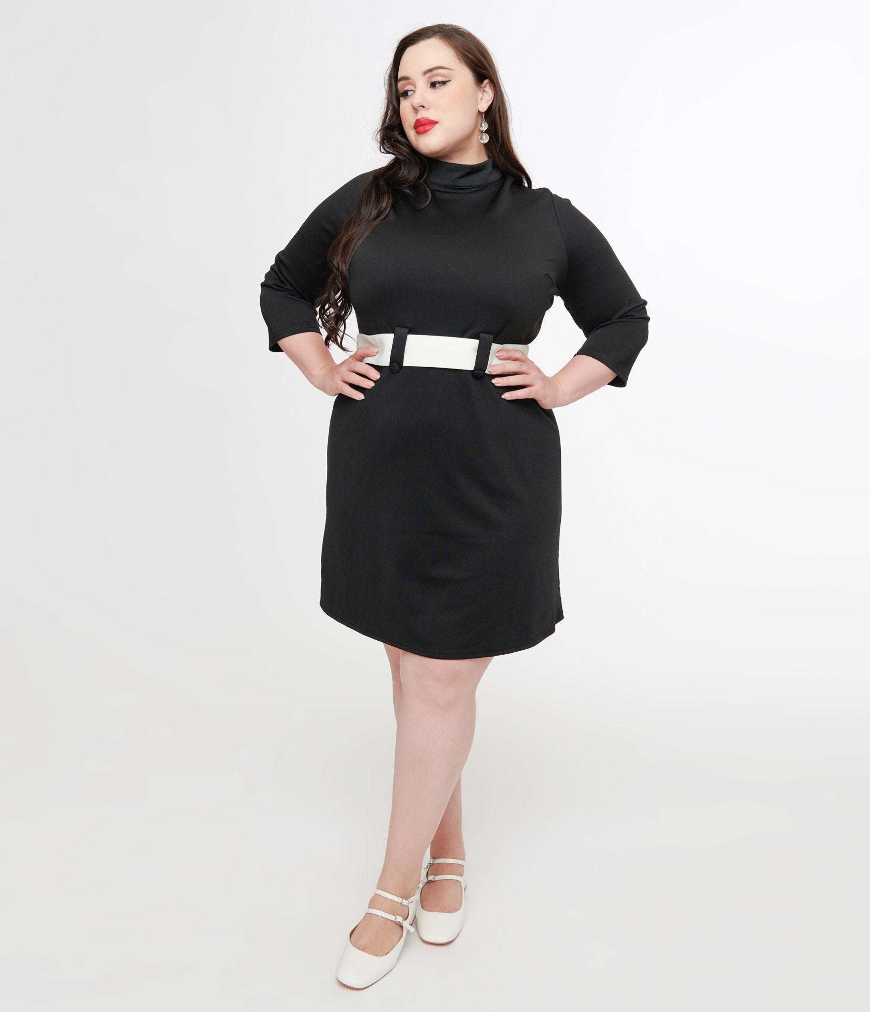 Smak Parlour Plus Size 1960s Black & White Belted A-Line Dress