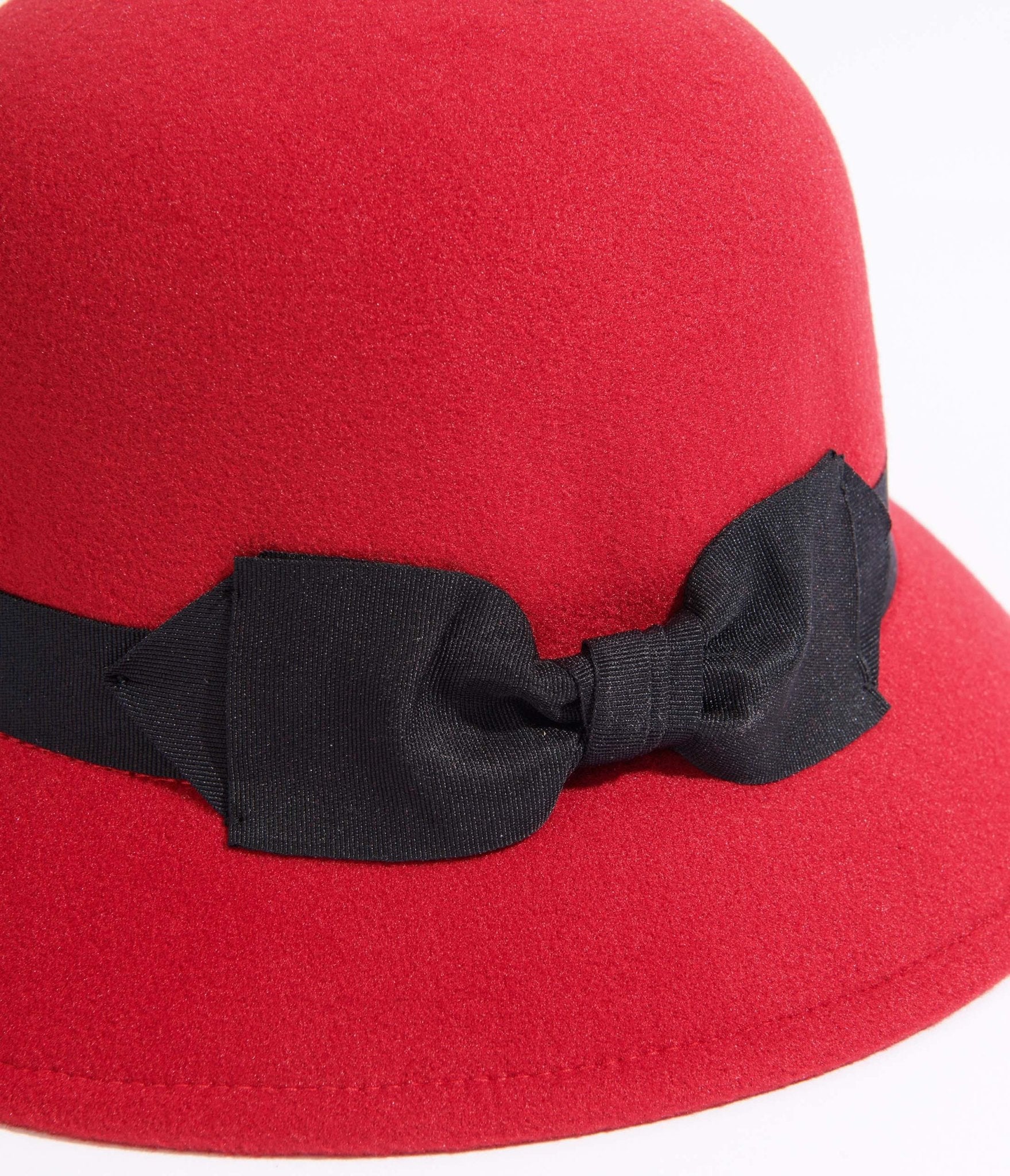 1920s Red & Black Bow Cloche Hat