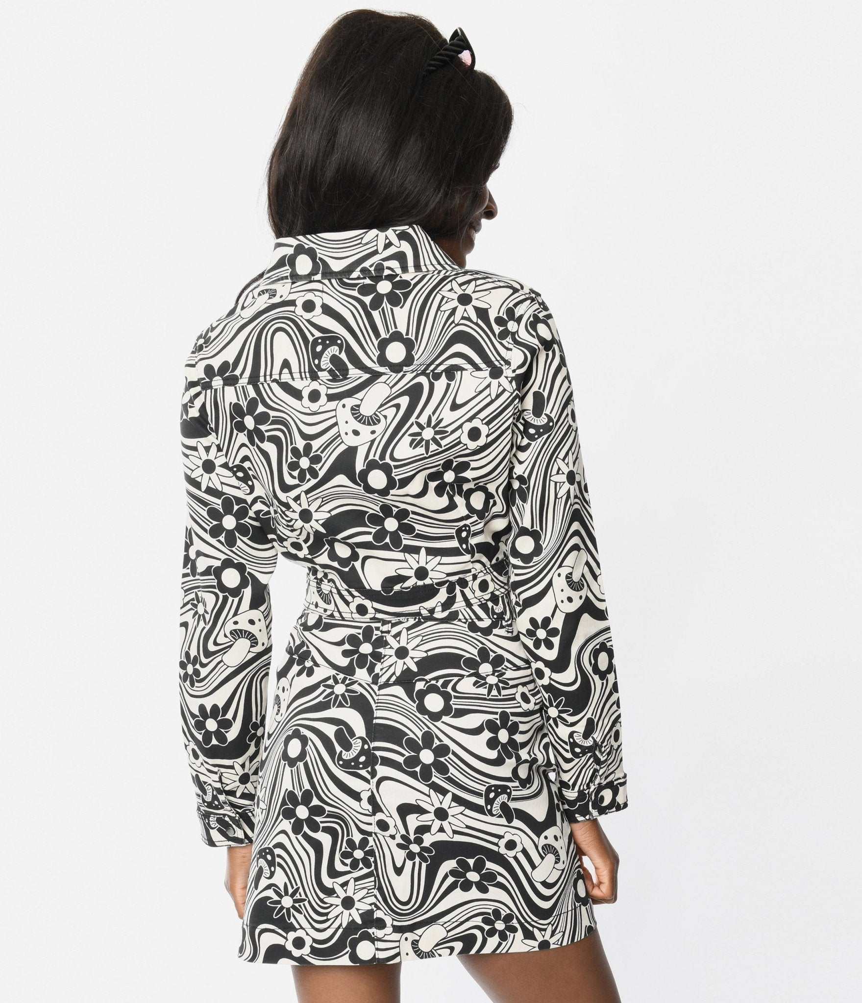 Retrolicious Black & White Groovy Penny Jacket