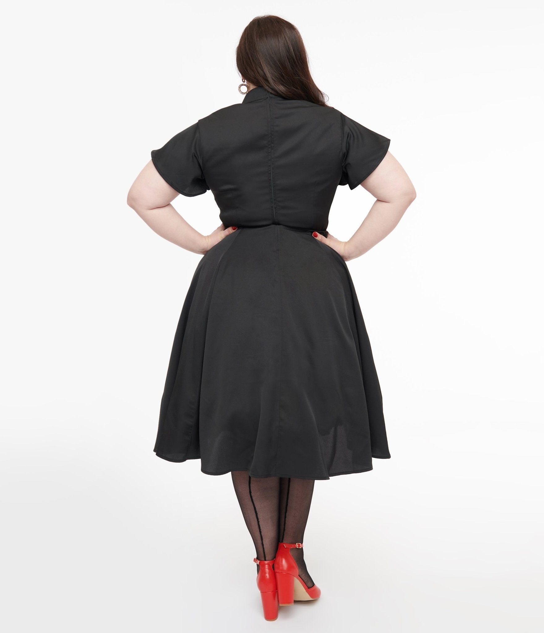 Unique Vintage Plus Size 1940s Black & Red Poinsettia Baltimore Swing Dress