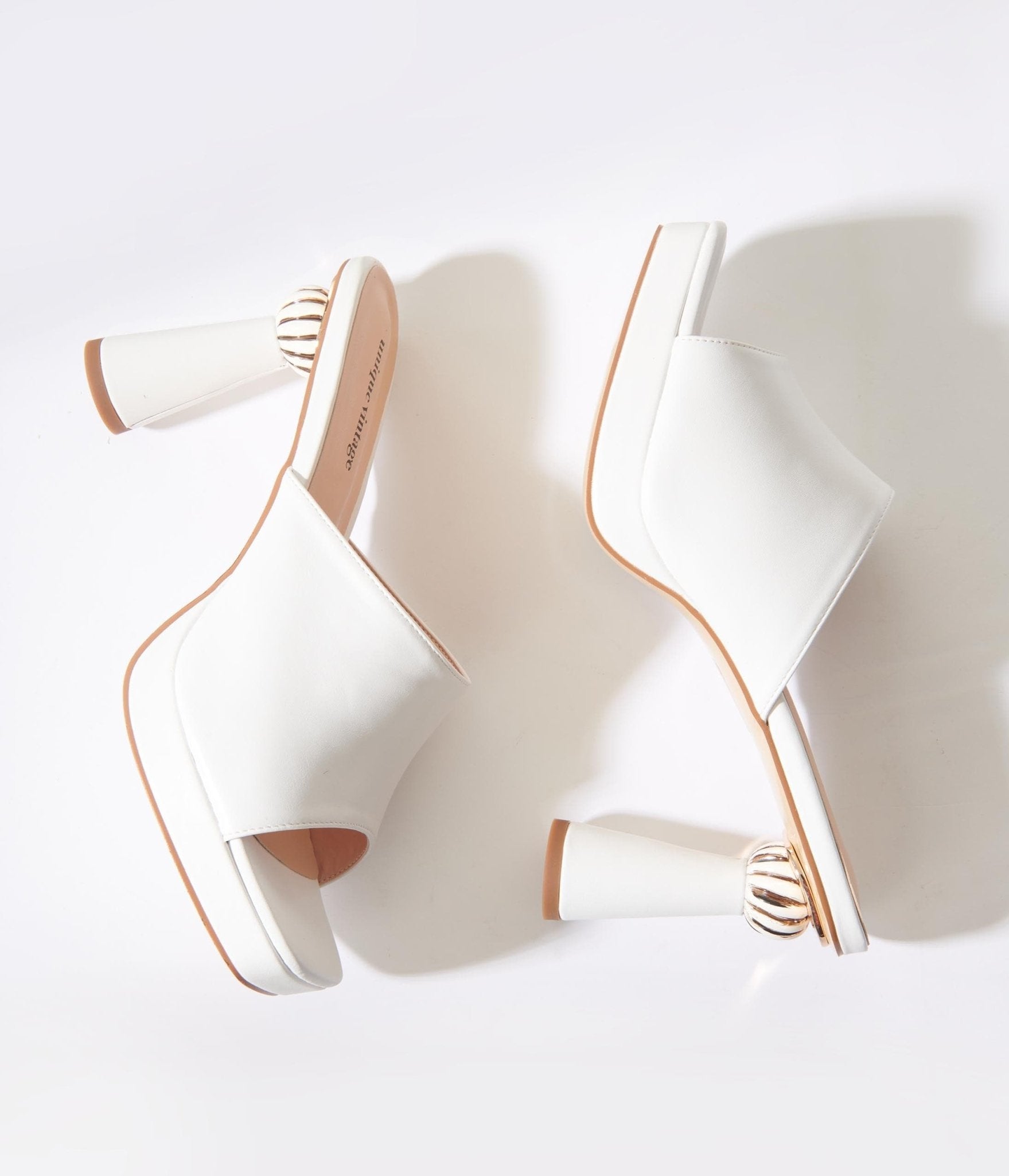 Unique Vintage White Leatherette Spiral Ball Mule Heels