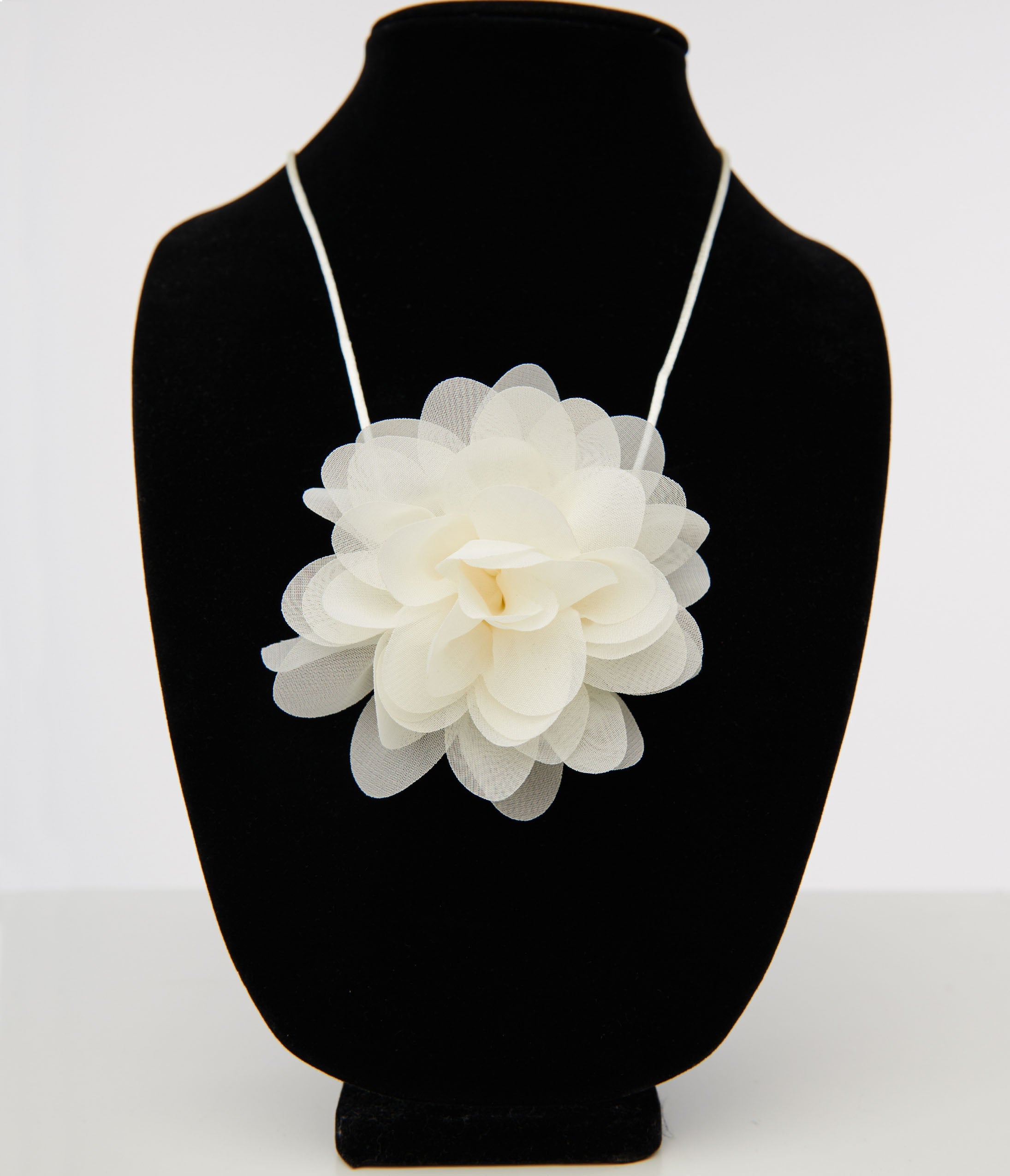 White Flower Necklace