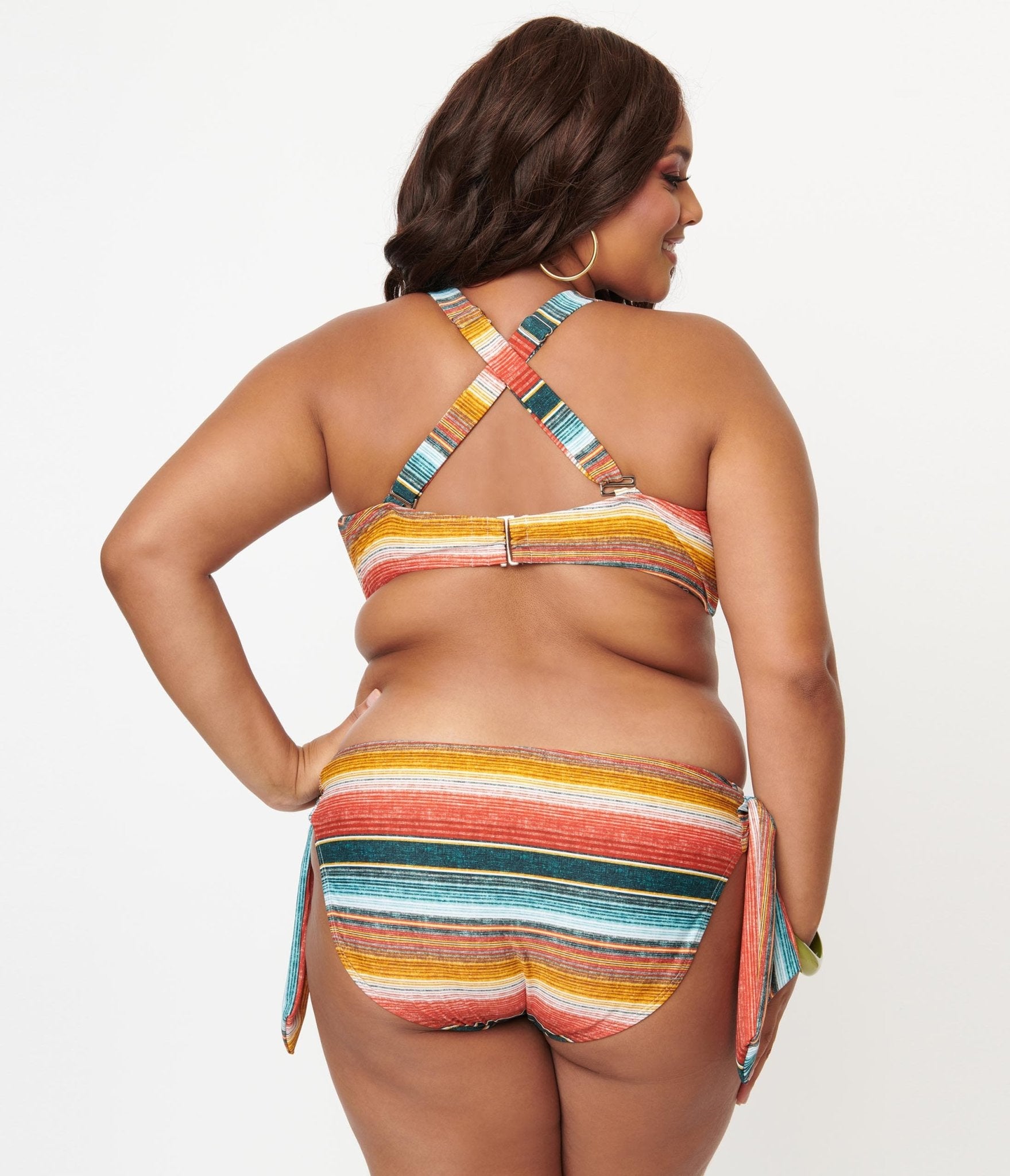 Unique Vintage Plus Size 1970s Serape Stripe Give Us A Ring Swim Top