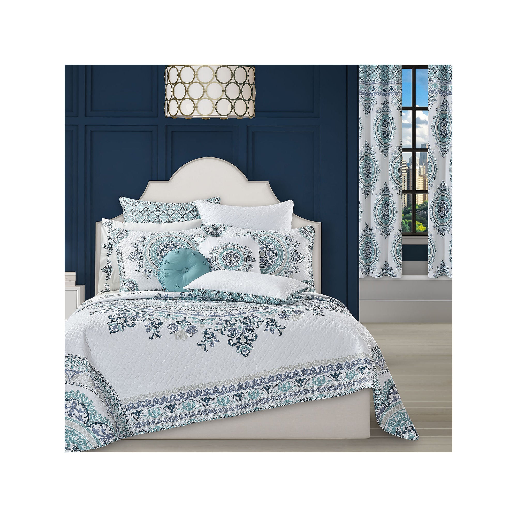 Queen Street Afton Medallion Reversible Quilt Set - Blue