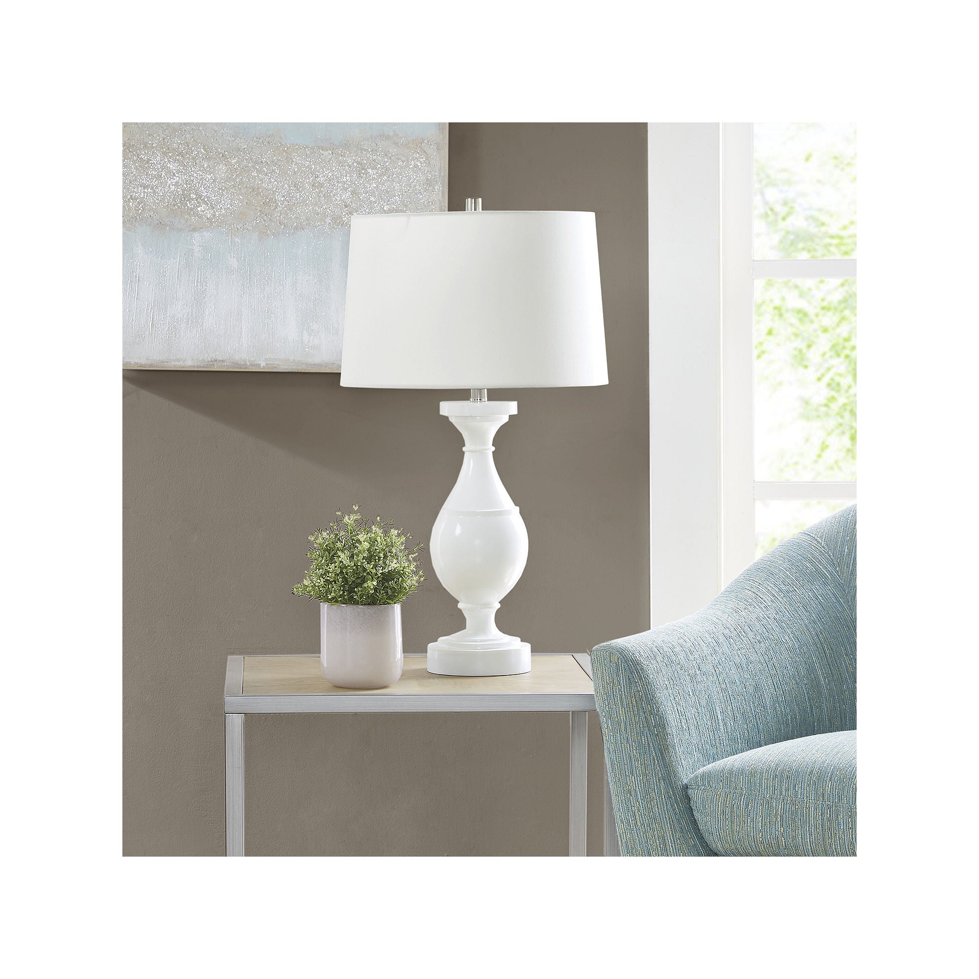 Hampton Hill Blythe Resin Table Lamp - WHITE ONE SIZE