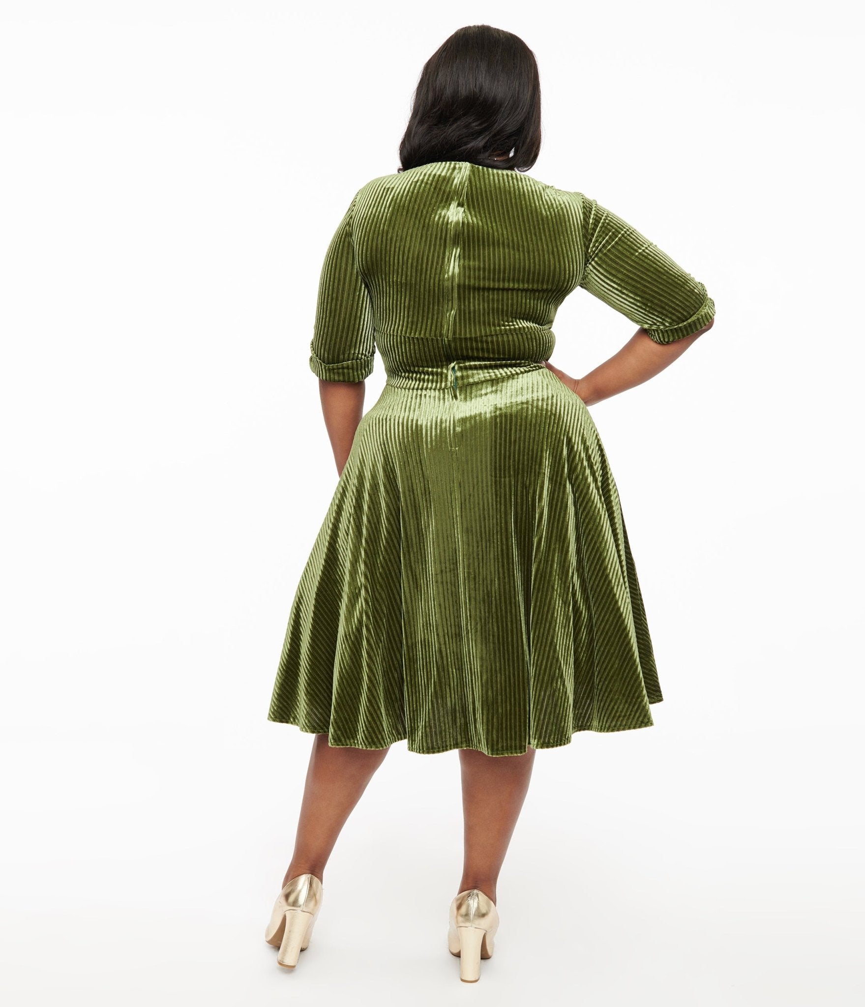 Unique Vintage Plus Size Green 1950s Moss Green Velvet Delores Swing Dress