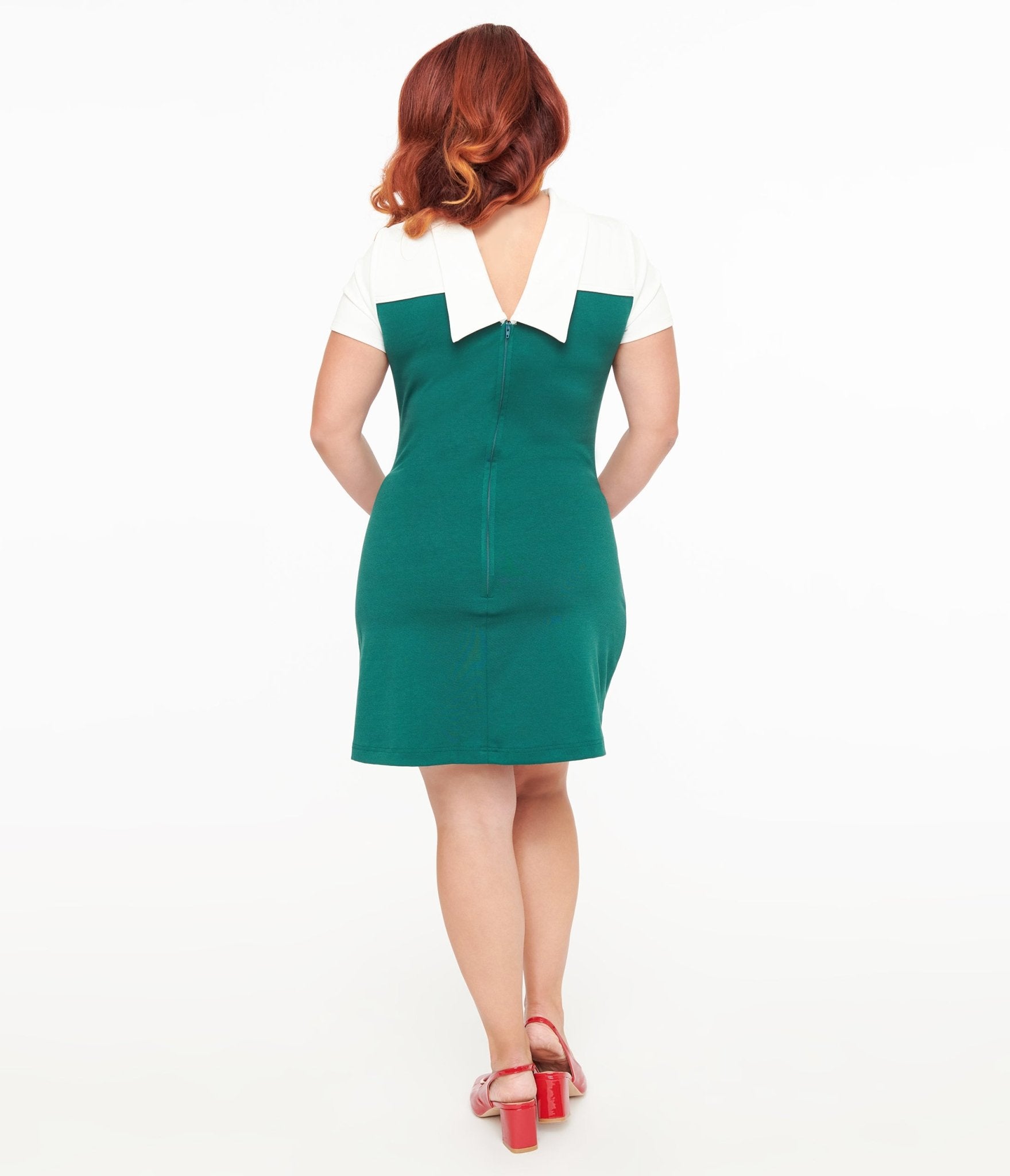 Smak Parlour 1960s Green & White Mistletoe Pocket Shift Dress