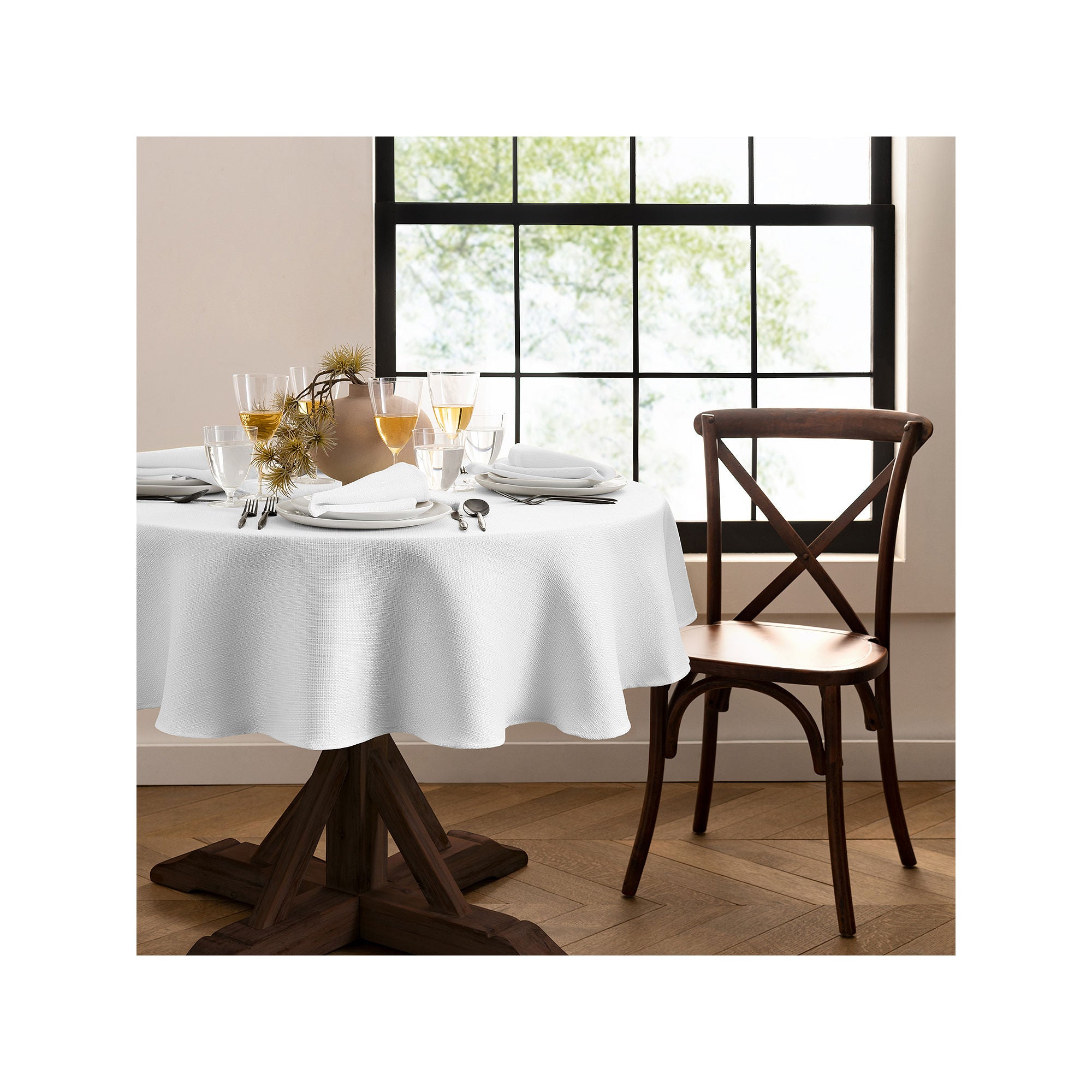 Elrene Home Fashions Water & Stain Resistant Laurel Tablecloth - WHITE ONE SIZE