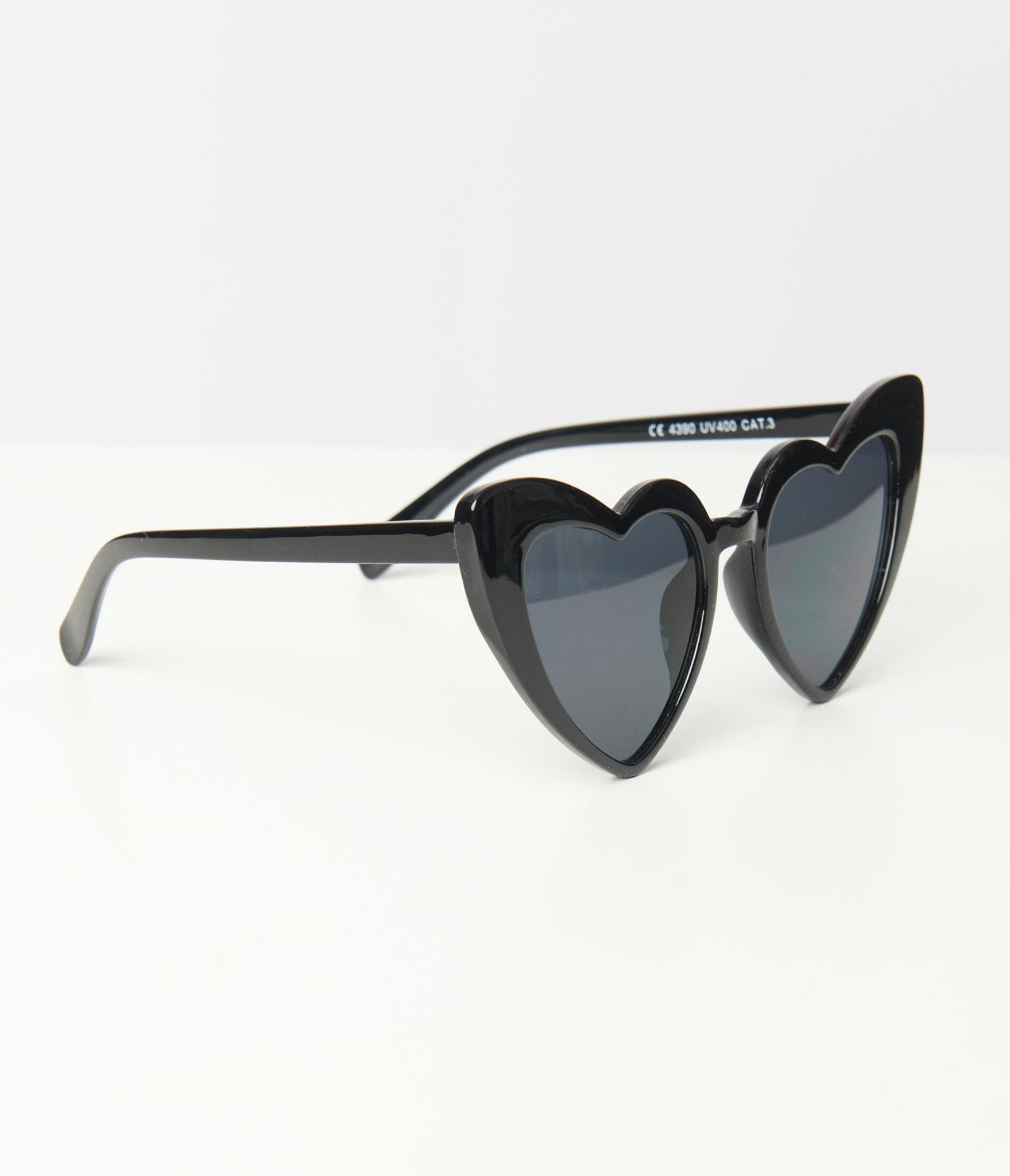 Unique Vintage Black Heart Sunglasses