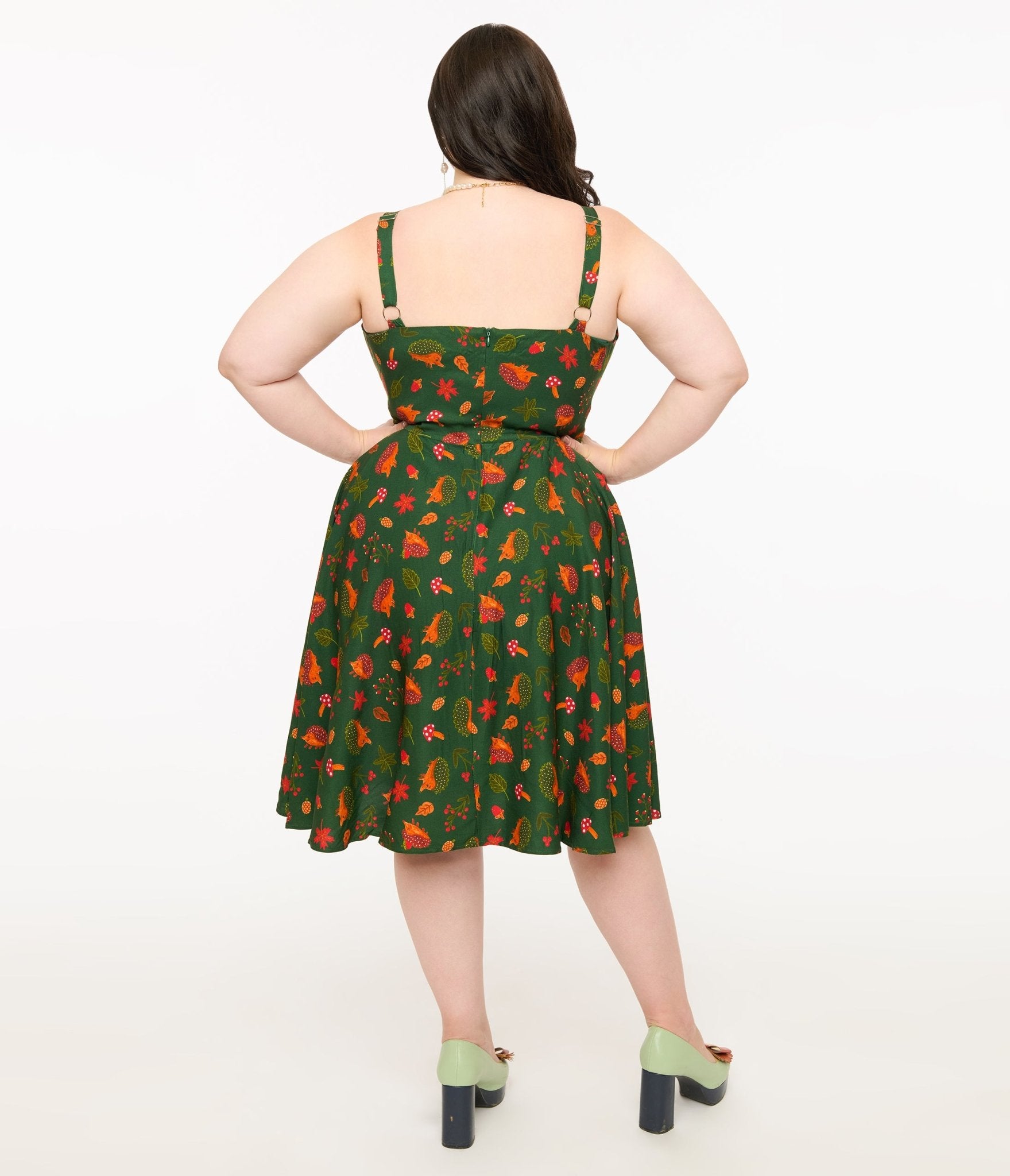 Miss Lulo Plus Size 1950s Green Hedgehog Forest Print Kyla Fit & Flare Dress