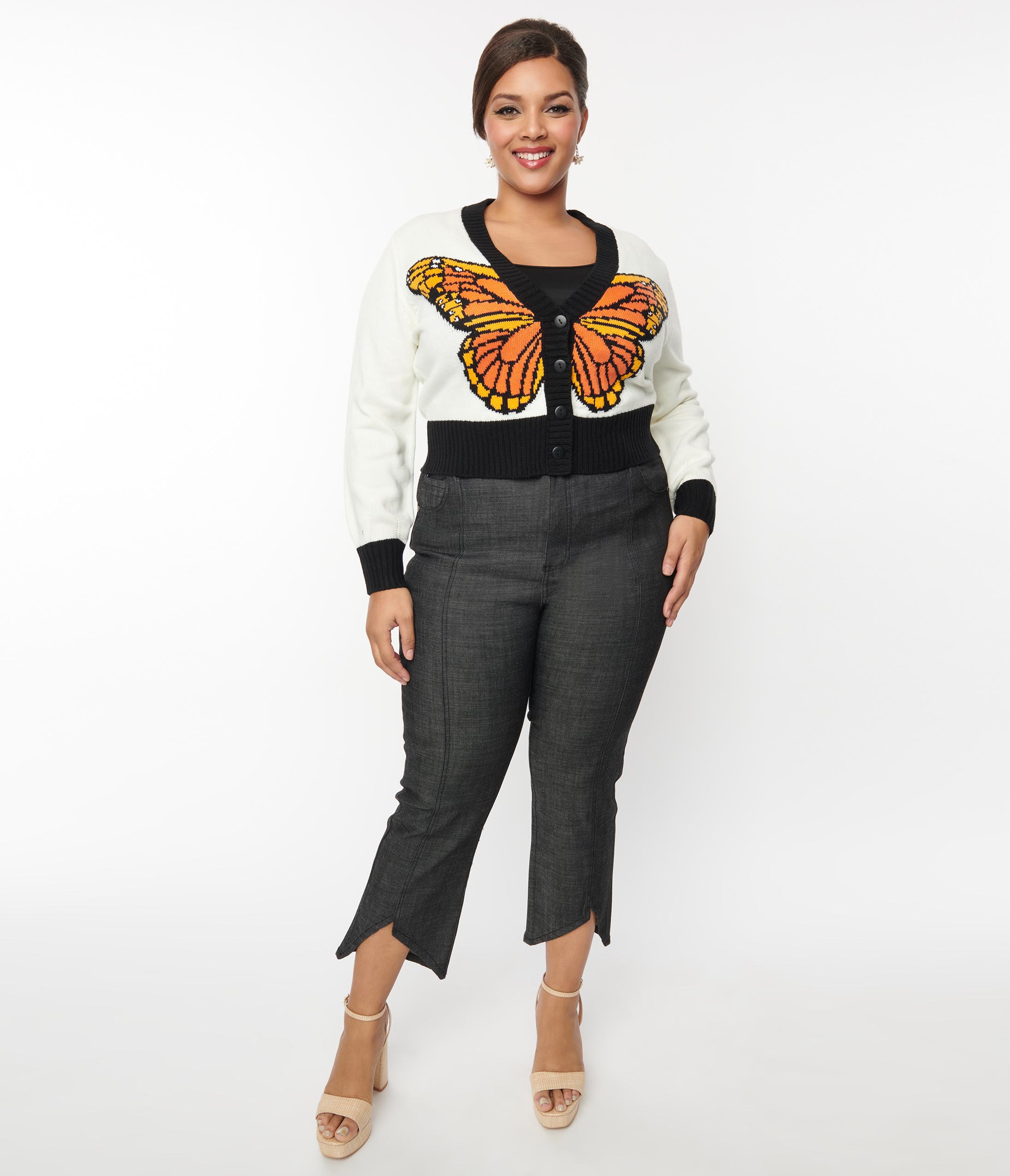 Smak Parlour Plus Size Black Denim Notched Capri Jeans