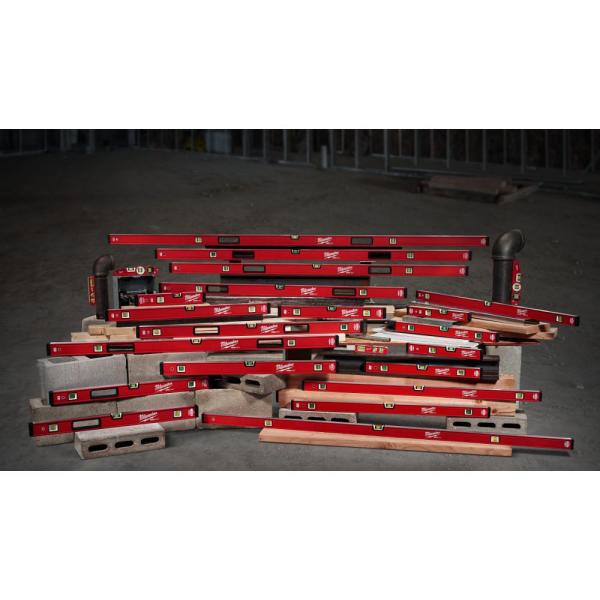 MILWAUKEE 24 In./ 48 In. REDST