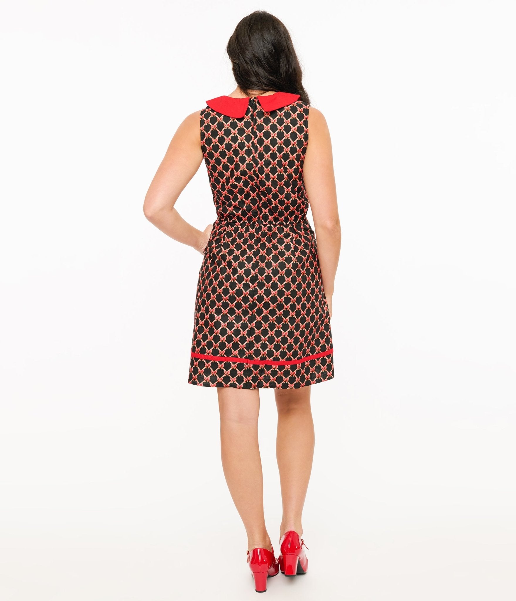 Retrolicious 1950s Black & Red Bow Cotton Fit & Flare Dress