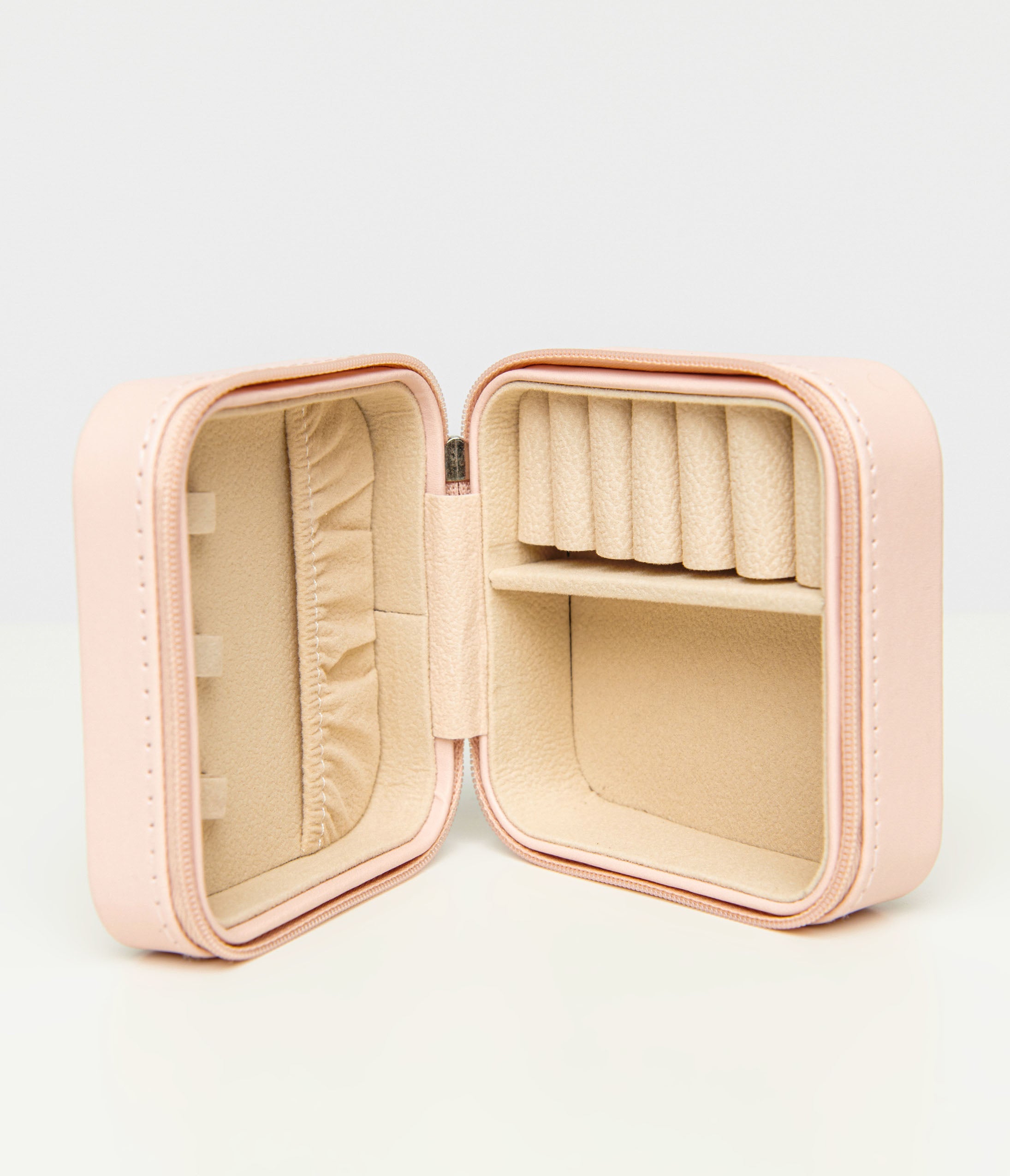 Light Pink Matte Christina Jewelry Case